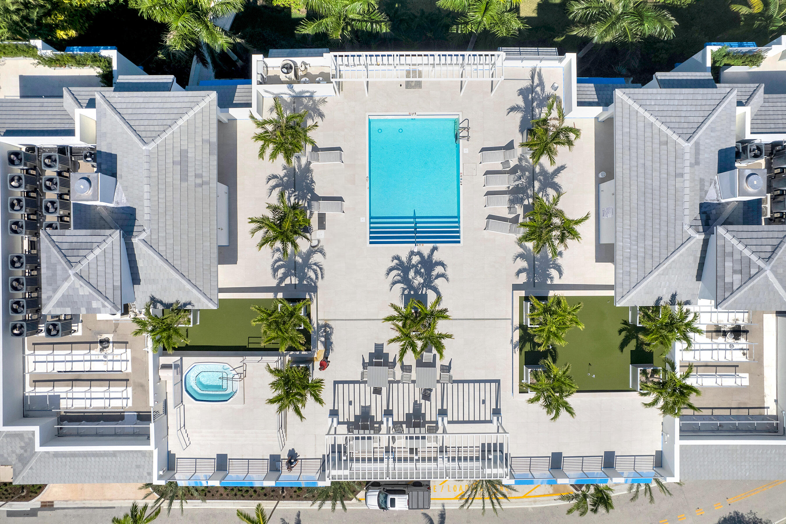 1 S Coastal Way 0205