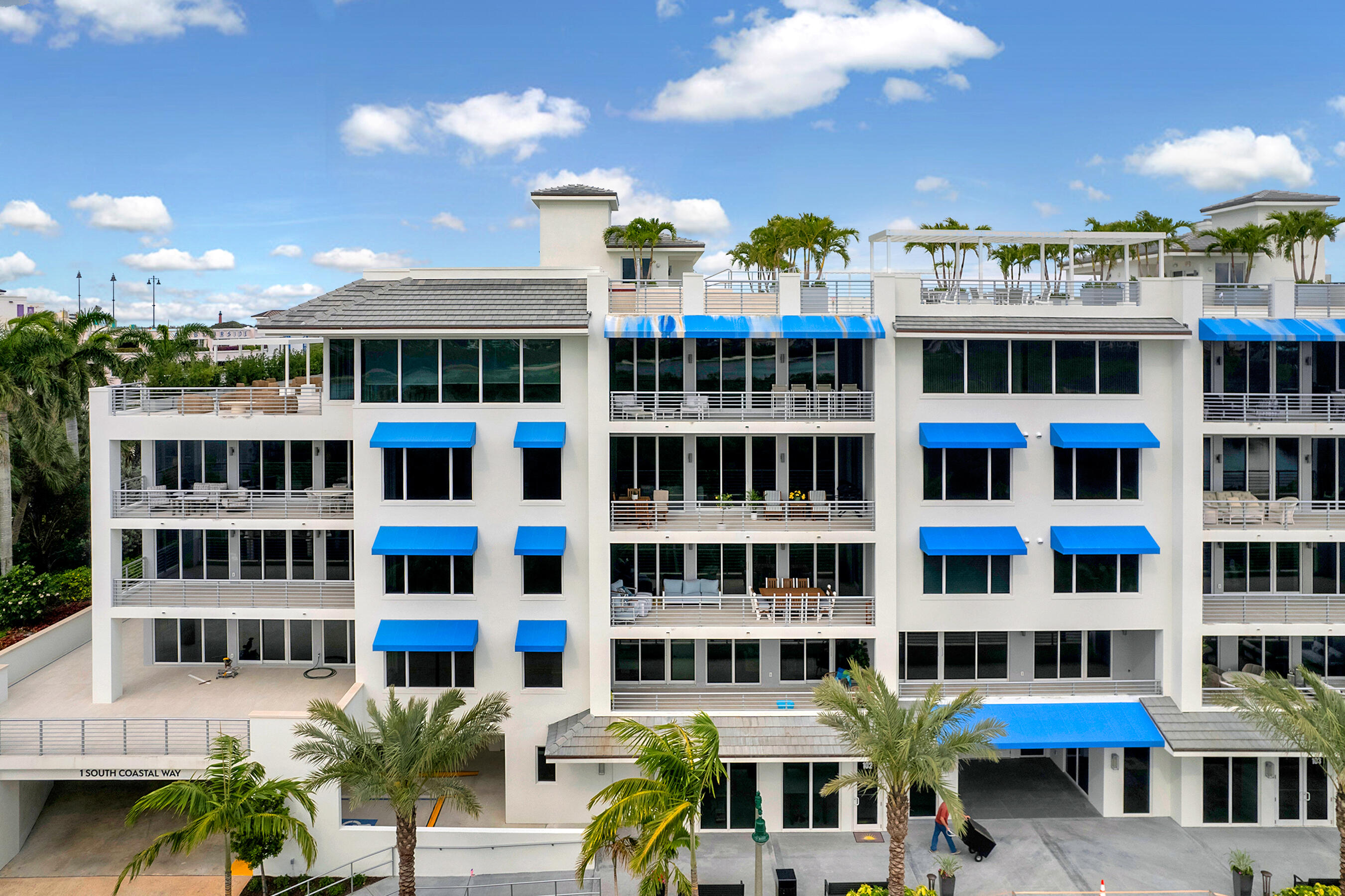 1 S Coastal Way 0205