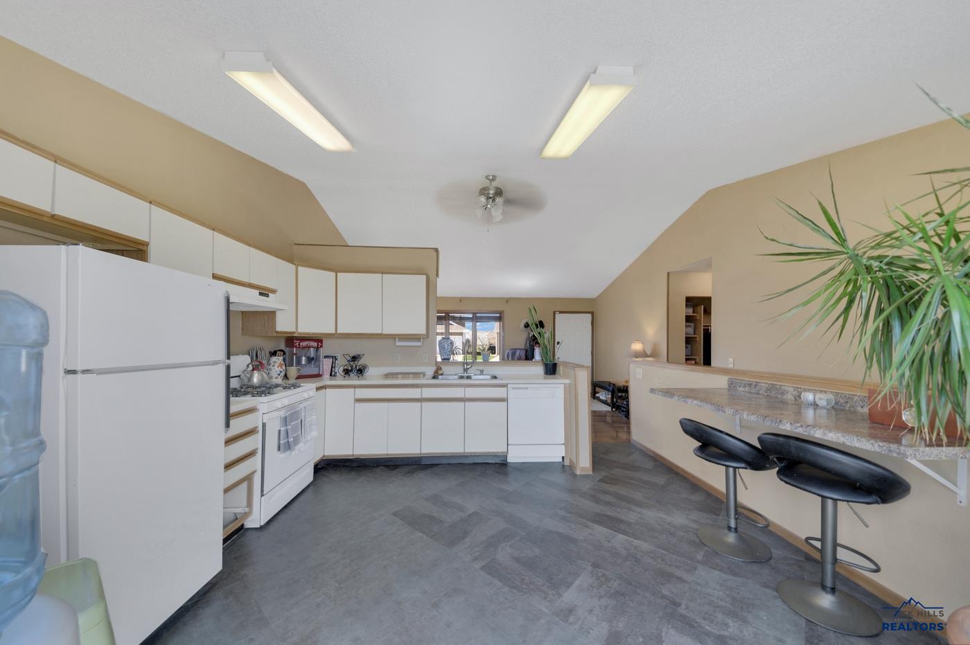 1116 RANGE VIEW CIR