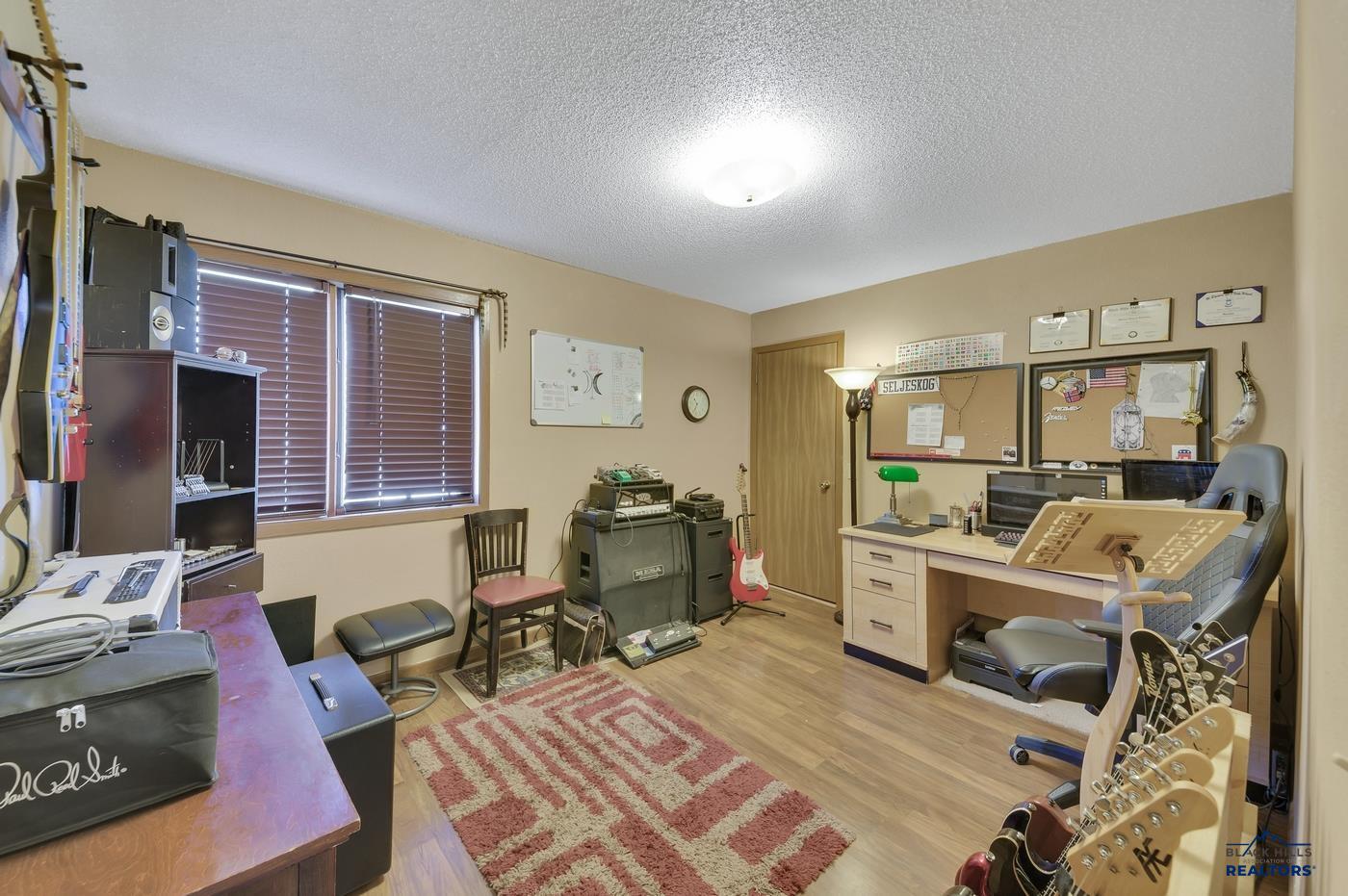 1116 RANGE VIEW CIR