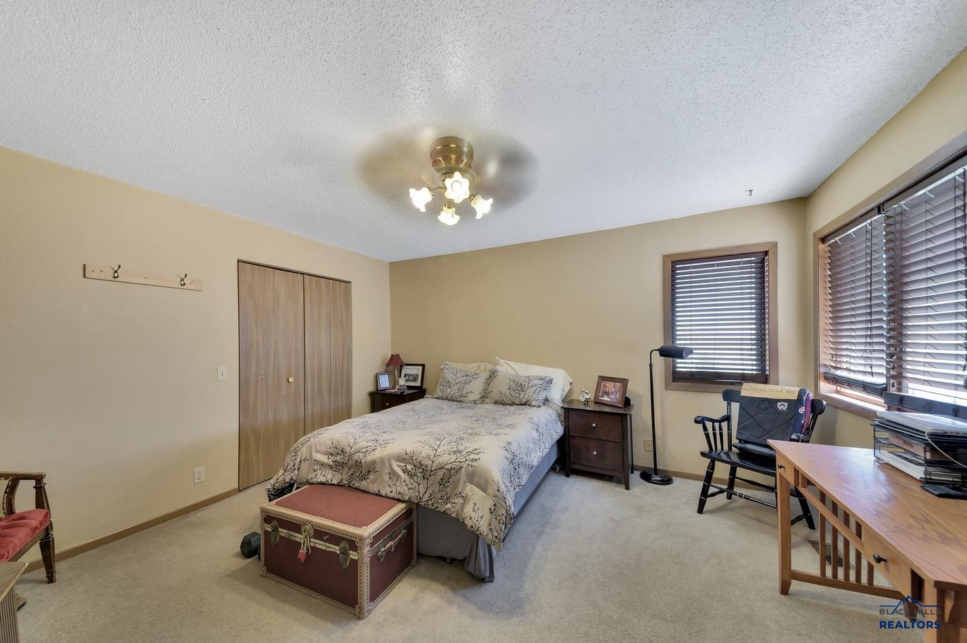 1116 RANGE VIEW CIR