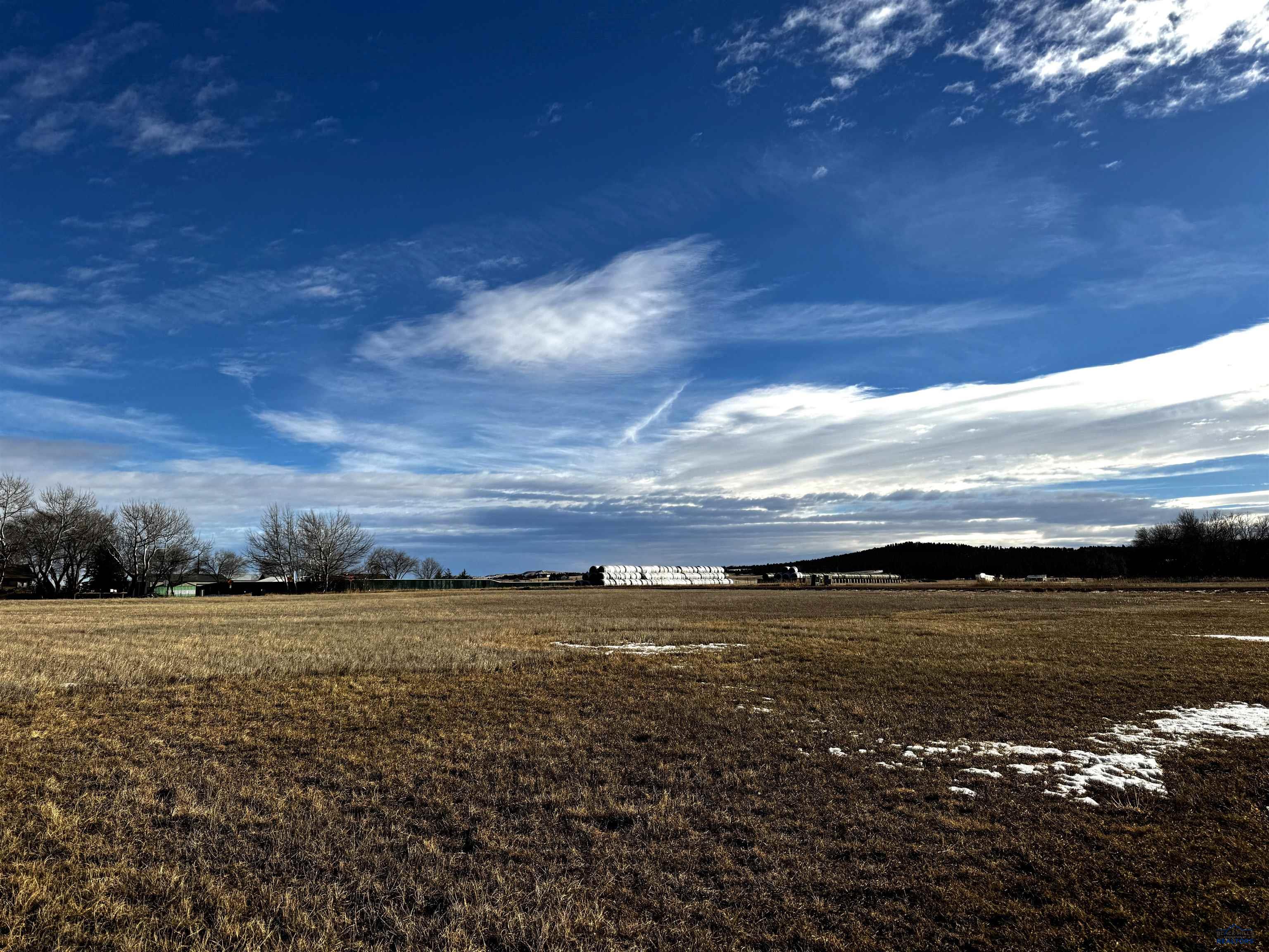13818 RIATA LOOP