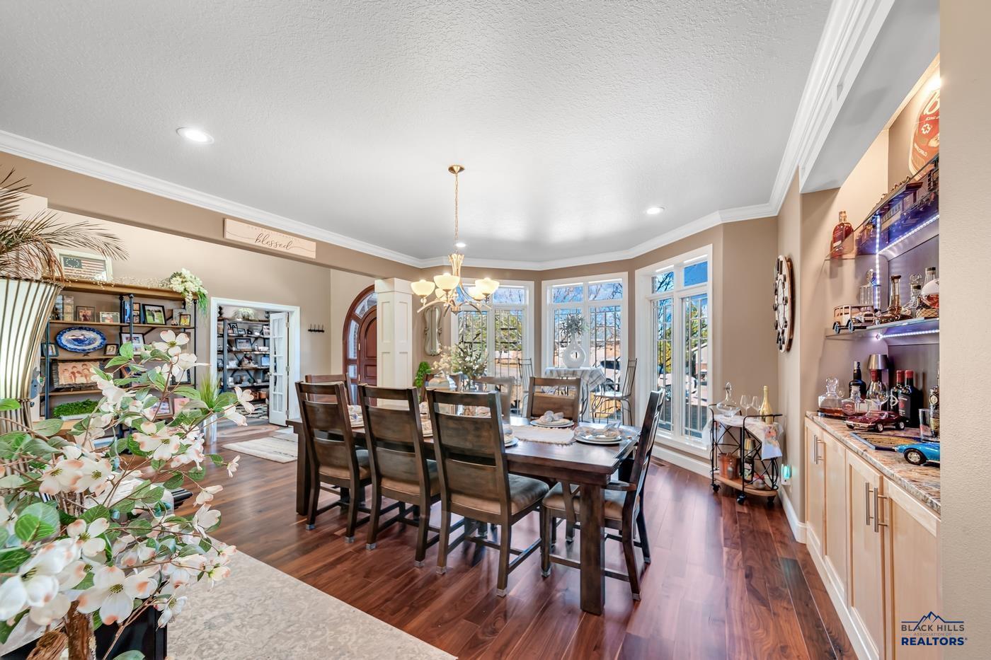 3937 CITY VIEW DR