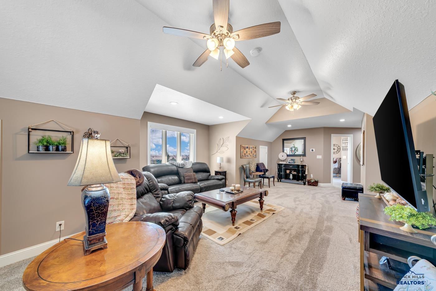 3937 CITY VIEW DR