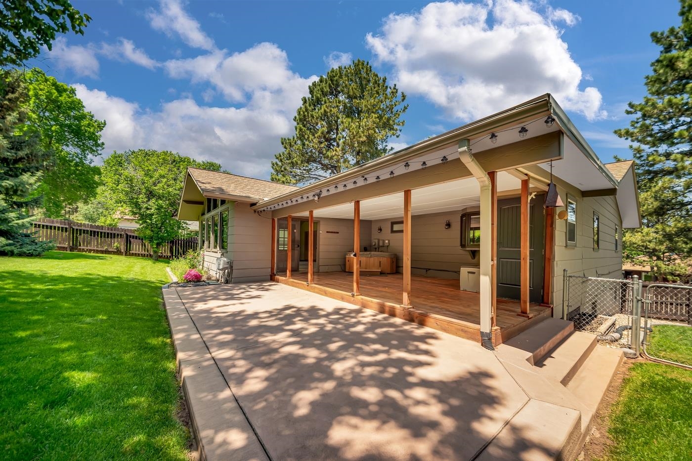 4801 Steamboat Circle