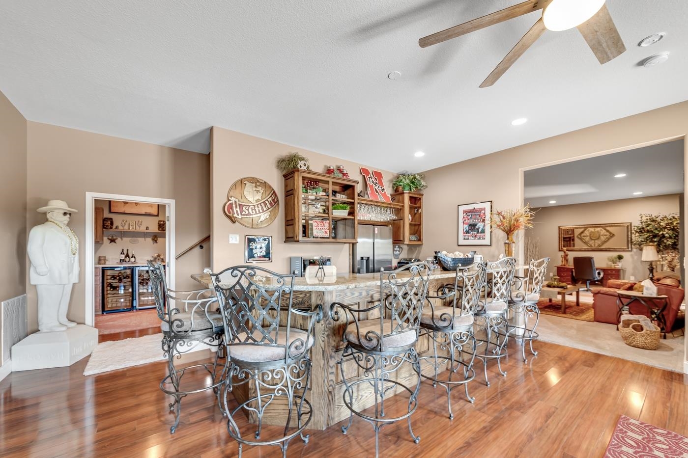 3937 City View Drive