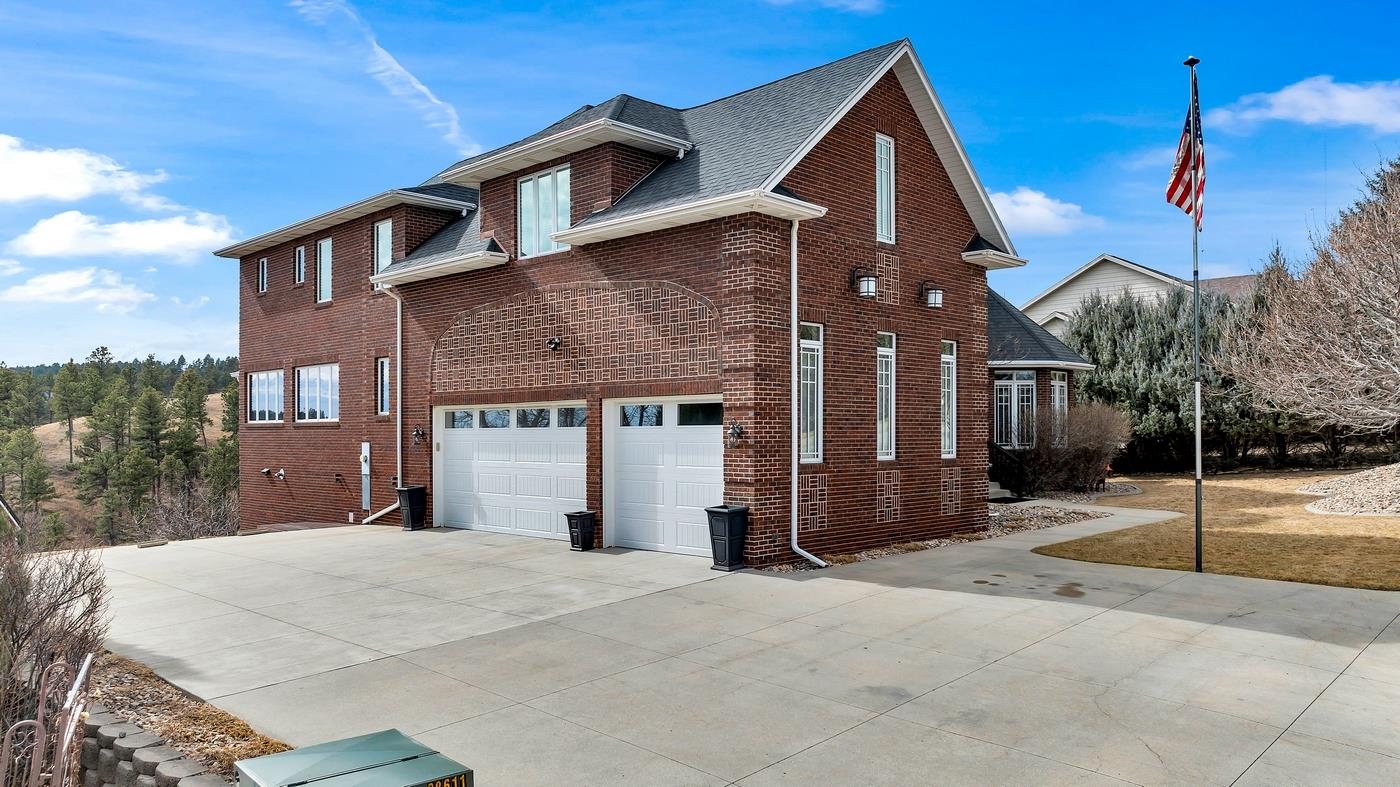 3937 City View Drive