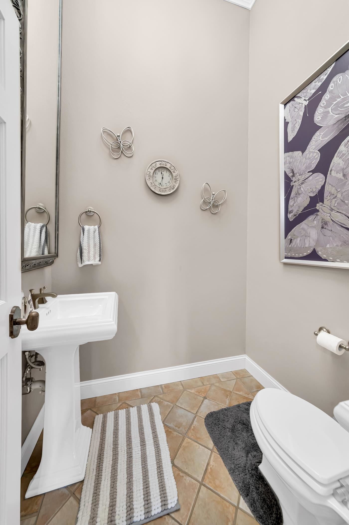 3937 City View Drive