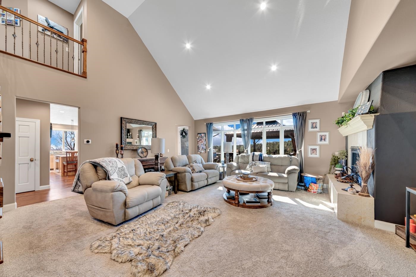 3937 City View Drive