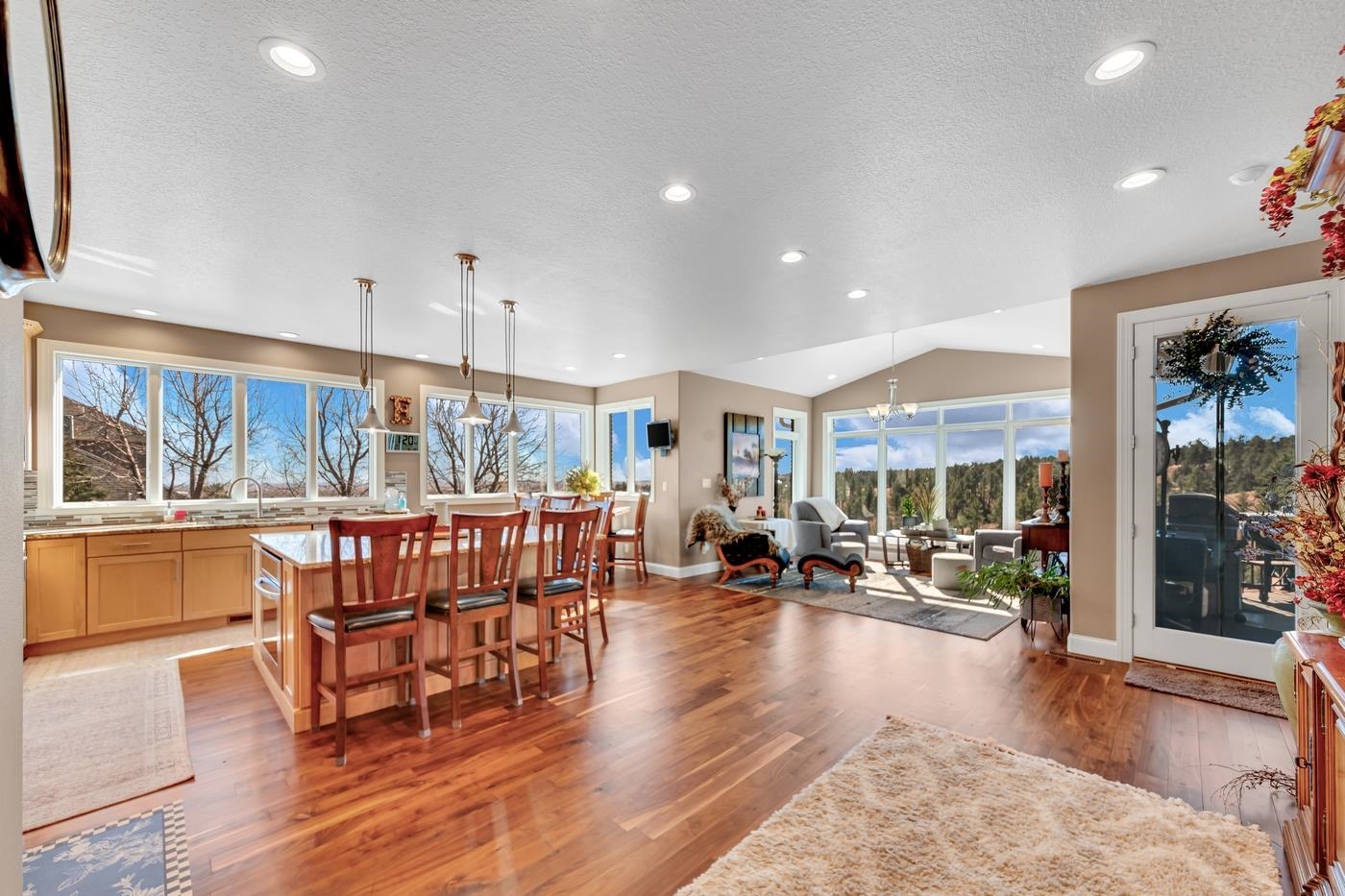 3937 City View Drive