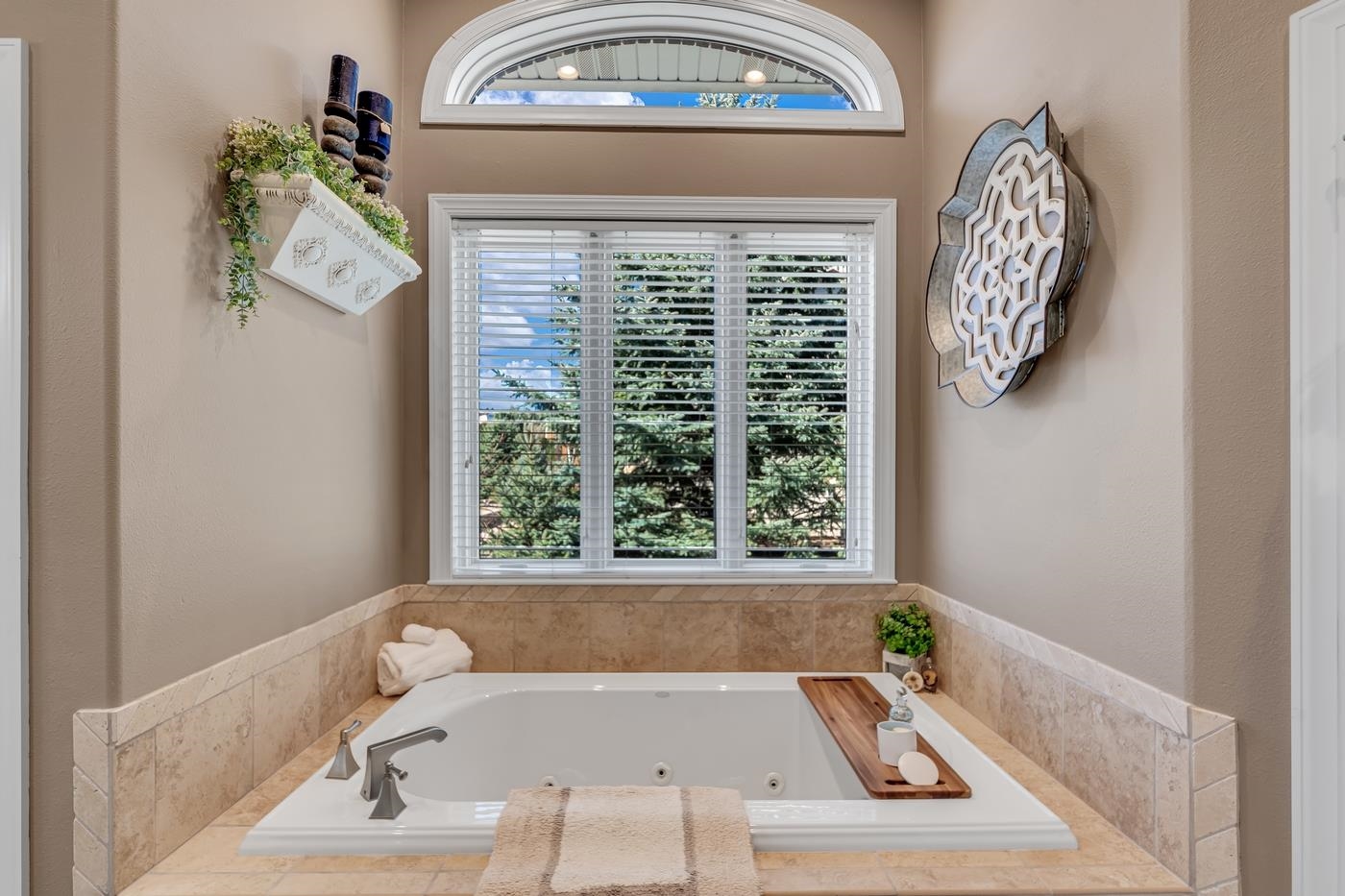 3937 City View Drive