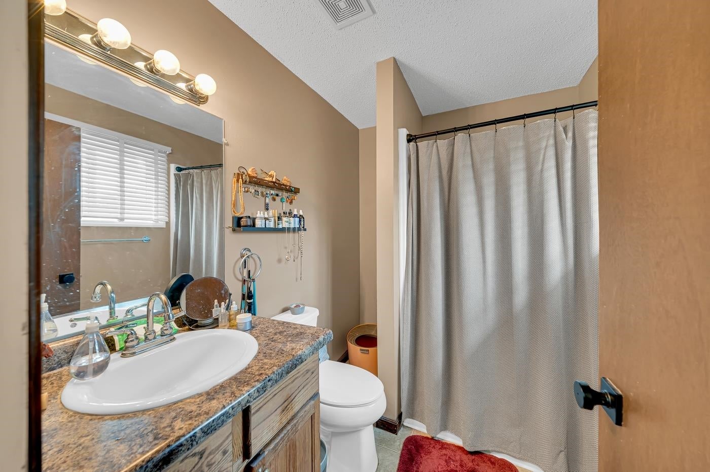 4511 Steamboat Circle