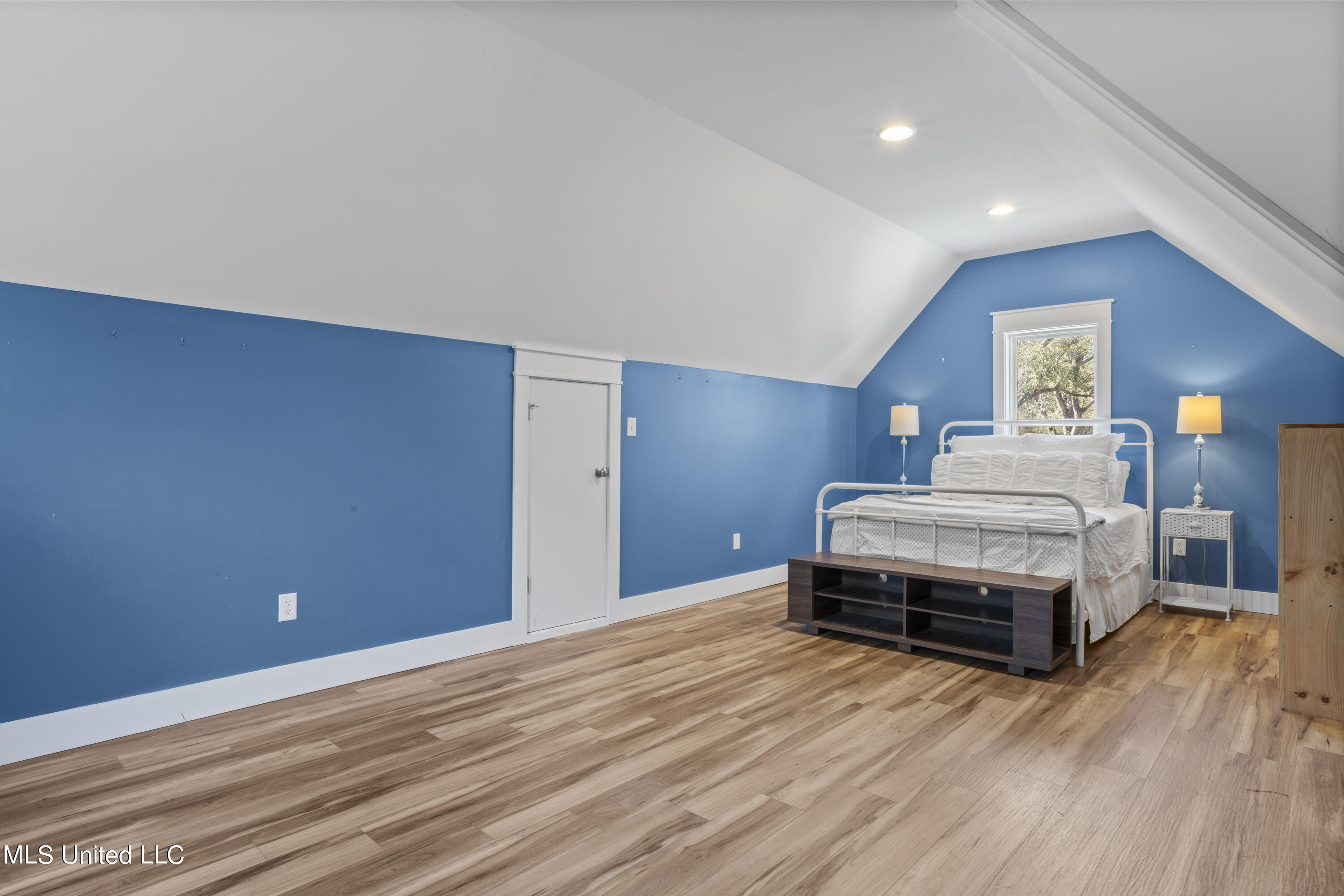 19319 N Park Ridge Drive