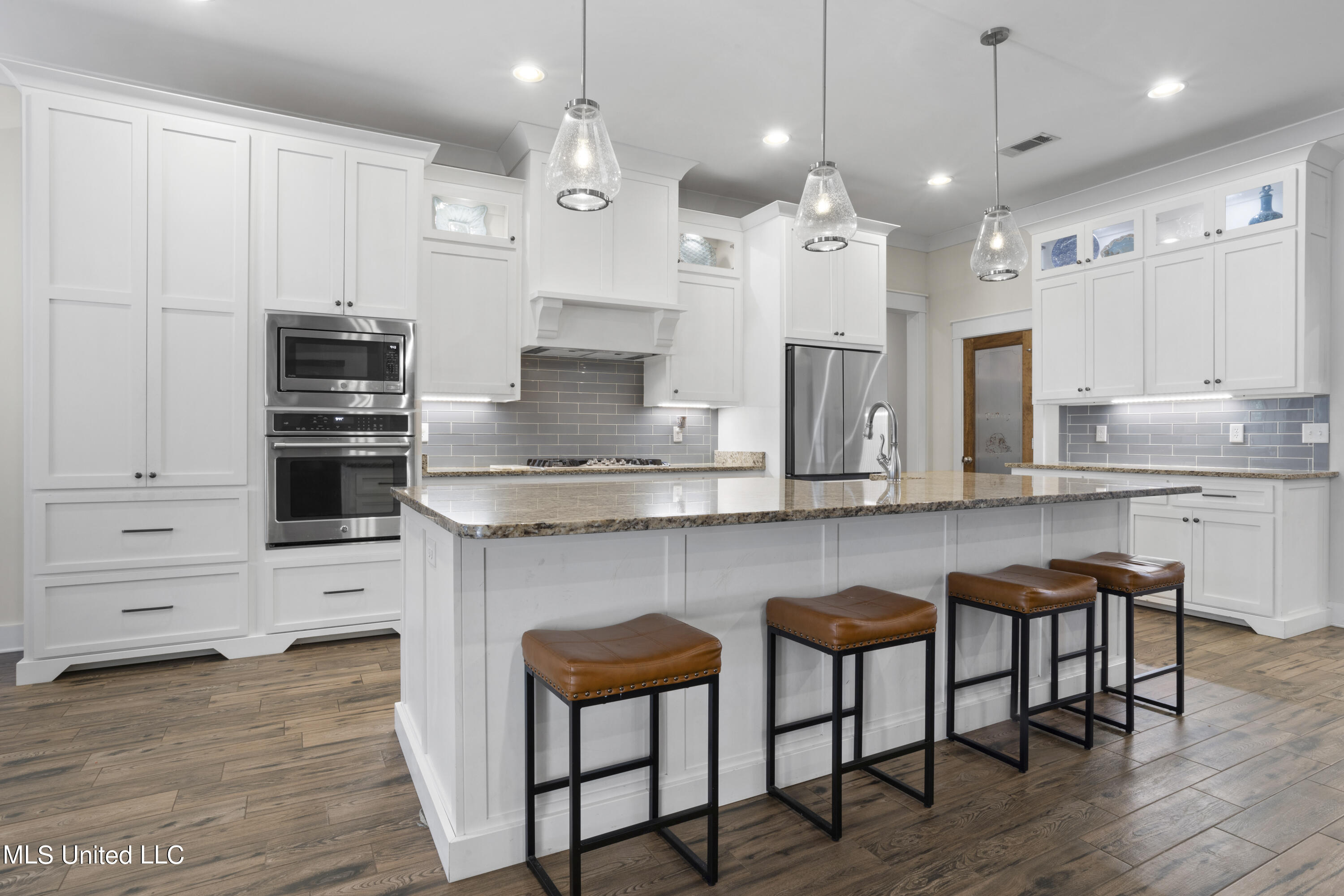 19319 N Park Ridge Drive