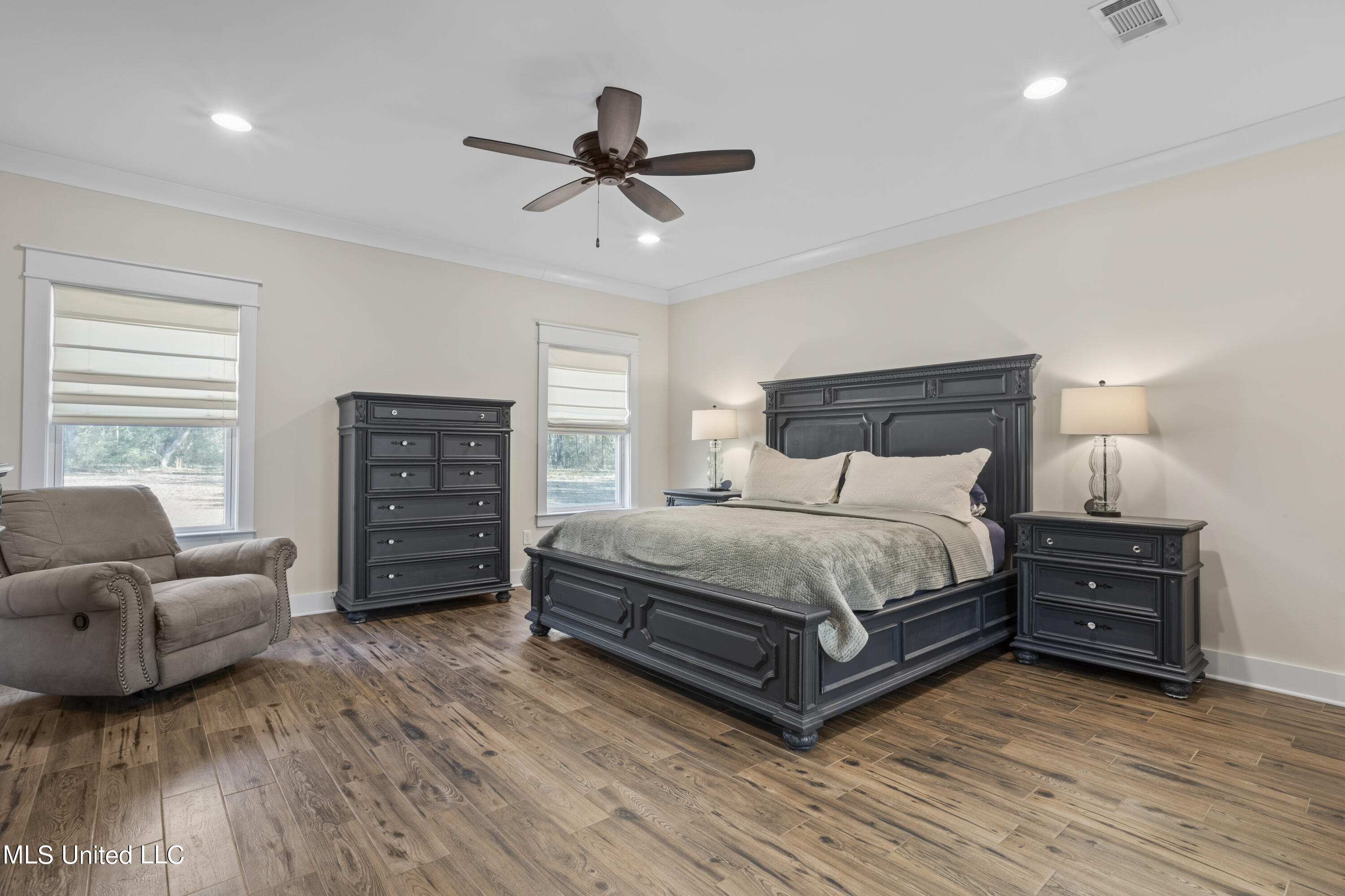 19319 N Park Ridge Drive