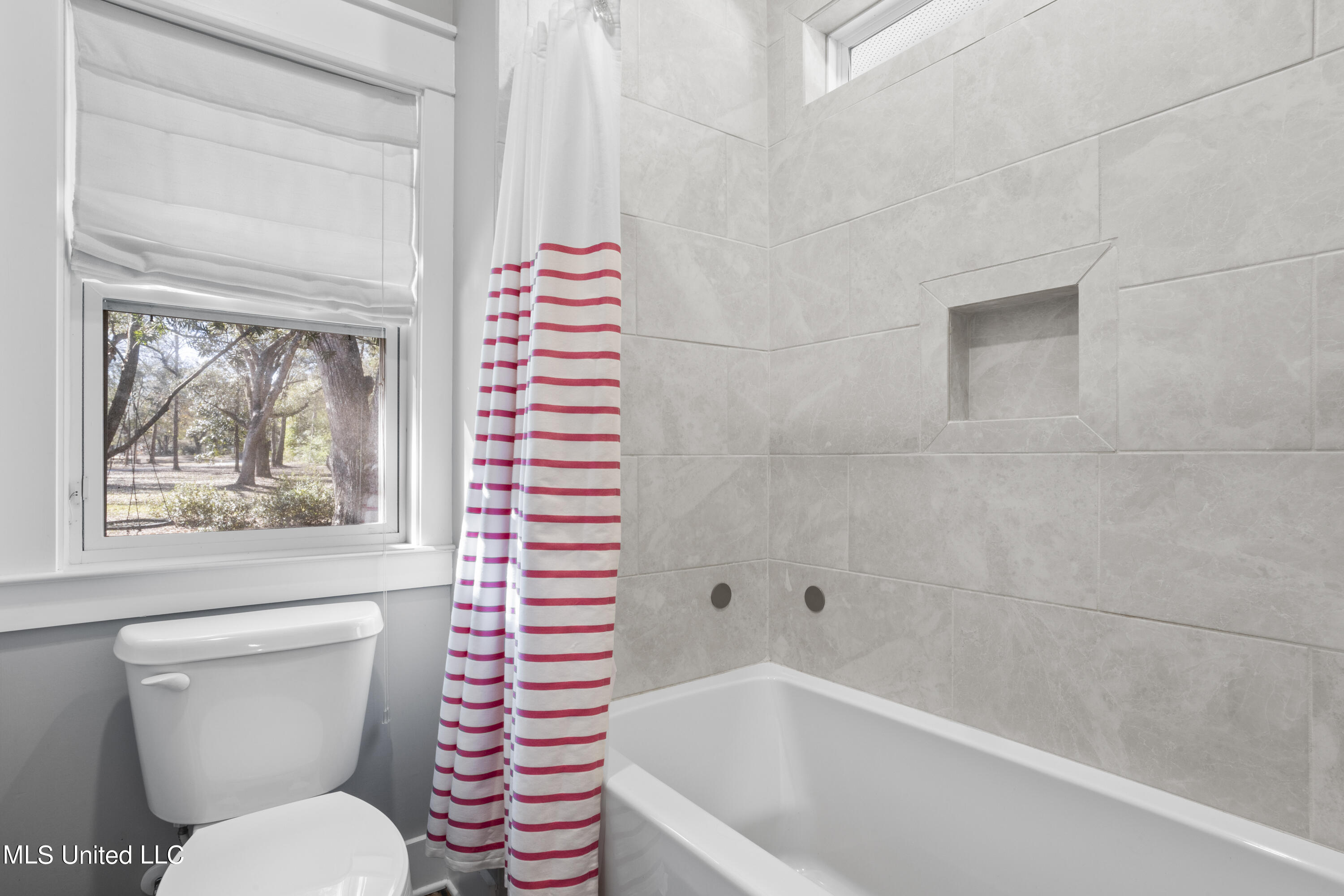 19319 N Park Ridge Drive