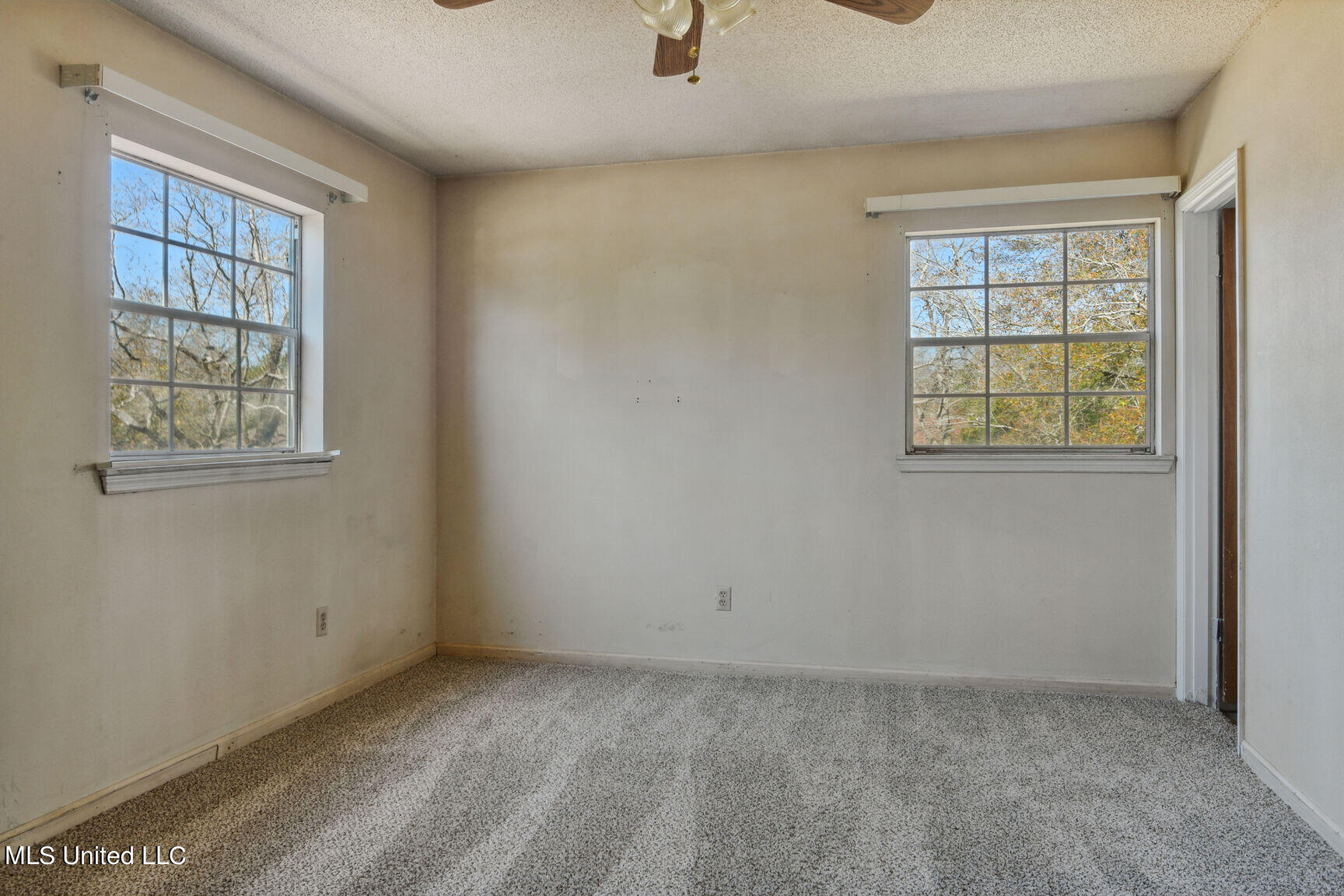 5507 Orleans Circle