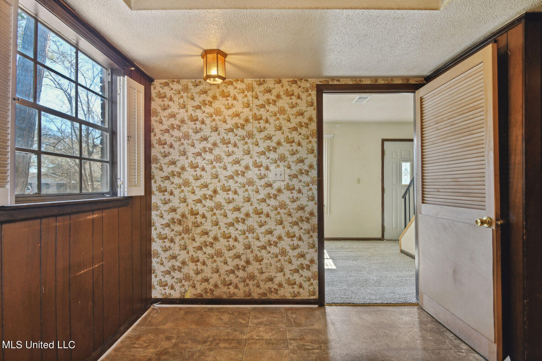 5507 Orleans Circle