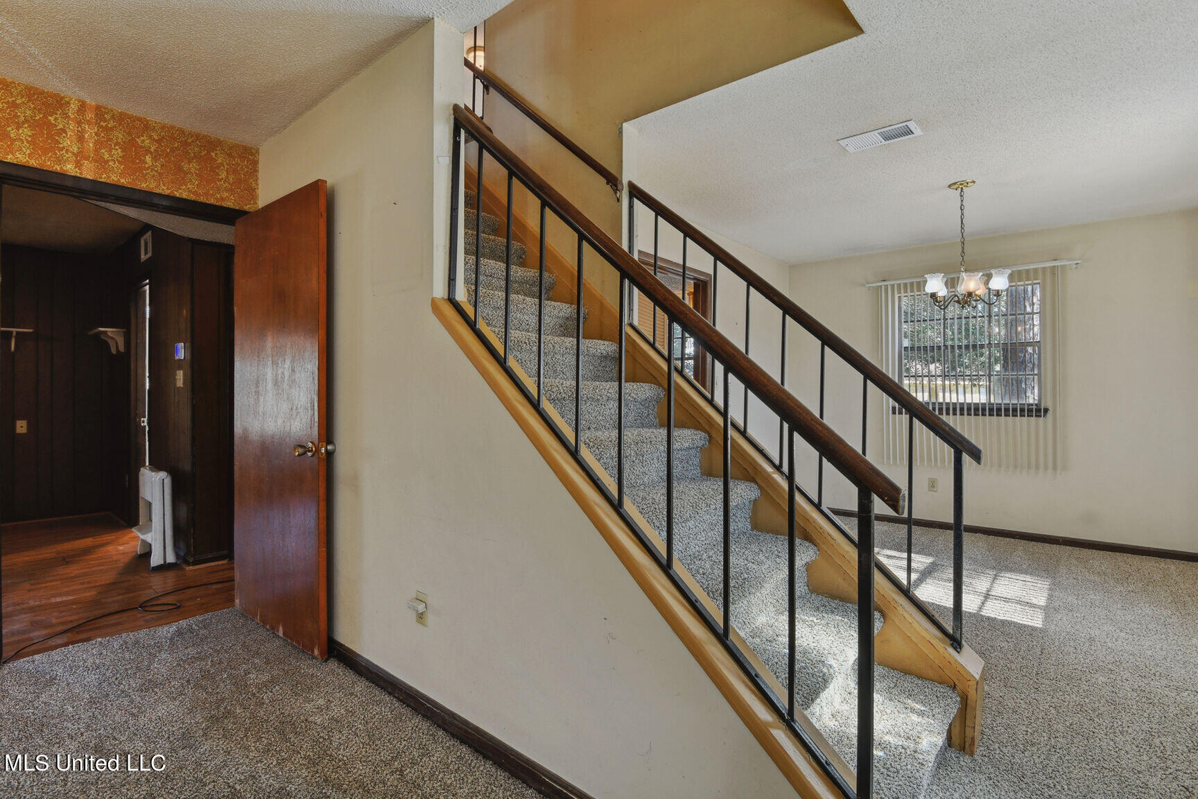 5507 Orleans Circle