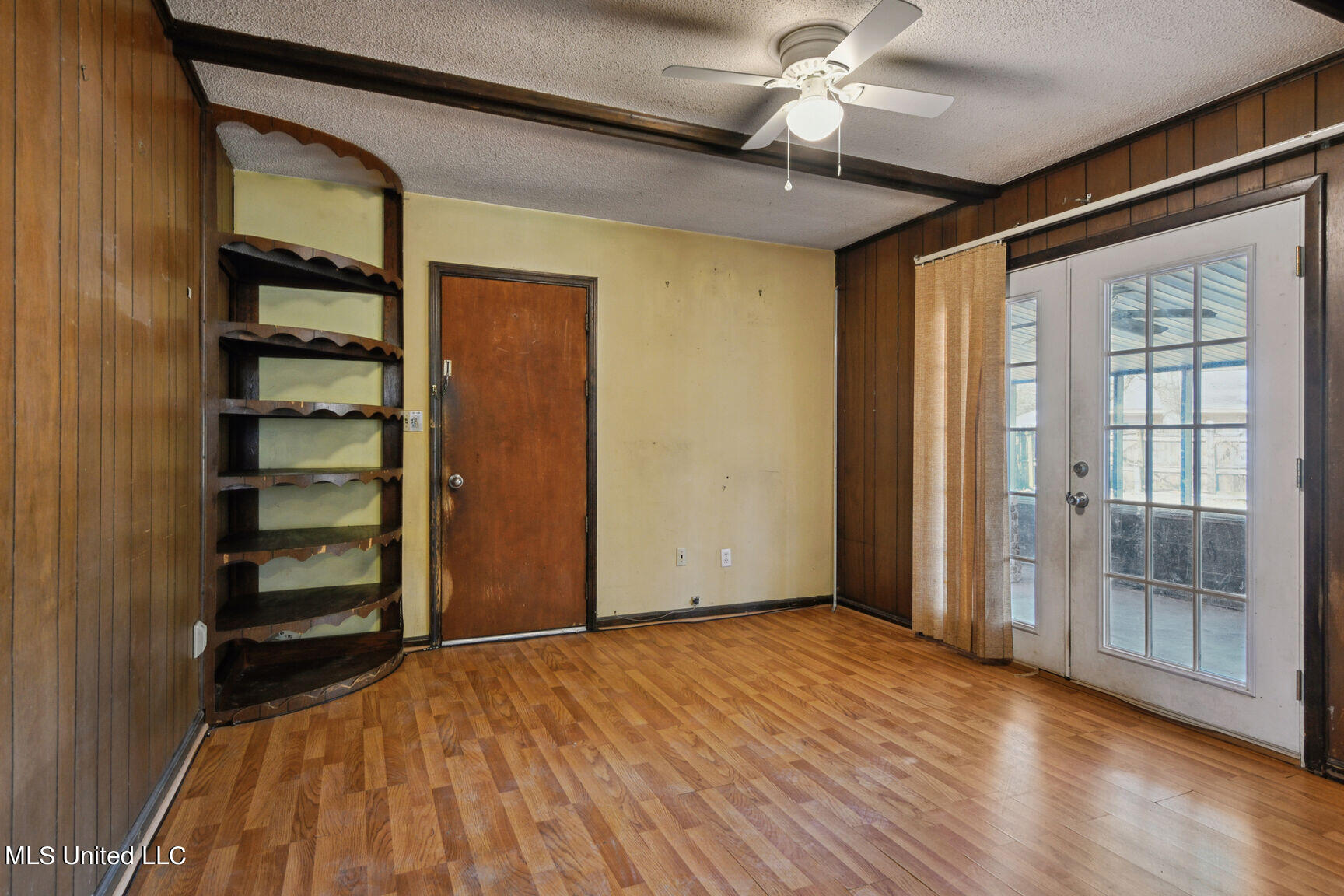 5507 Orleans Circle