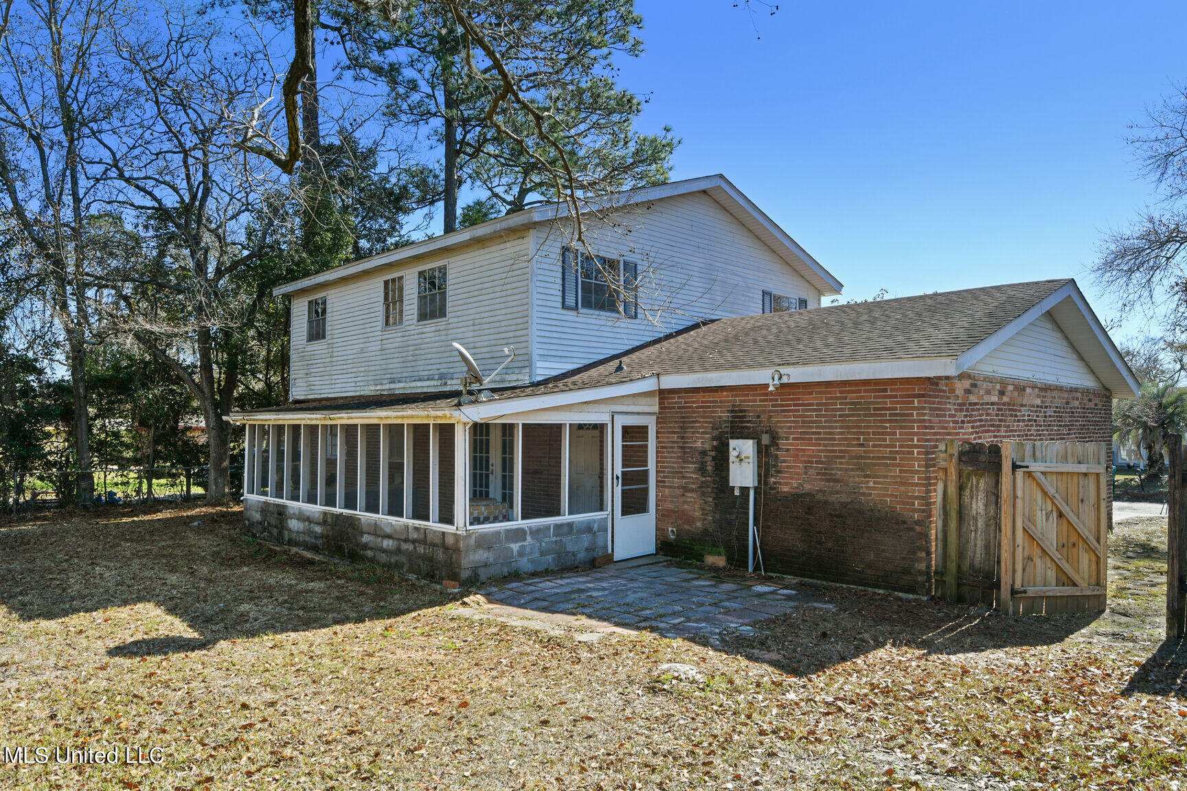 5507 Orleans Circle
