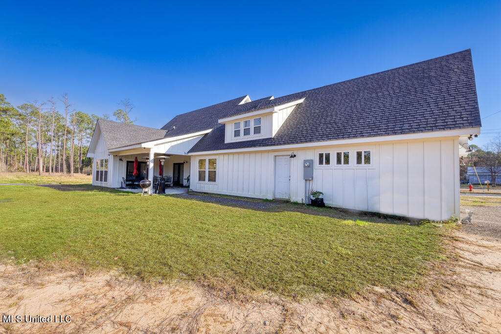 7725 Old Fort Bayou Road
