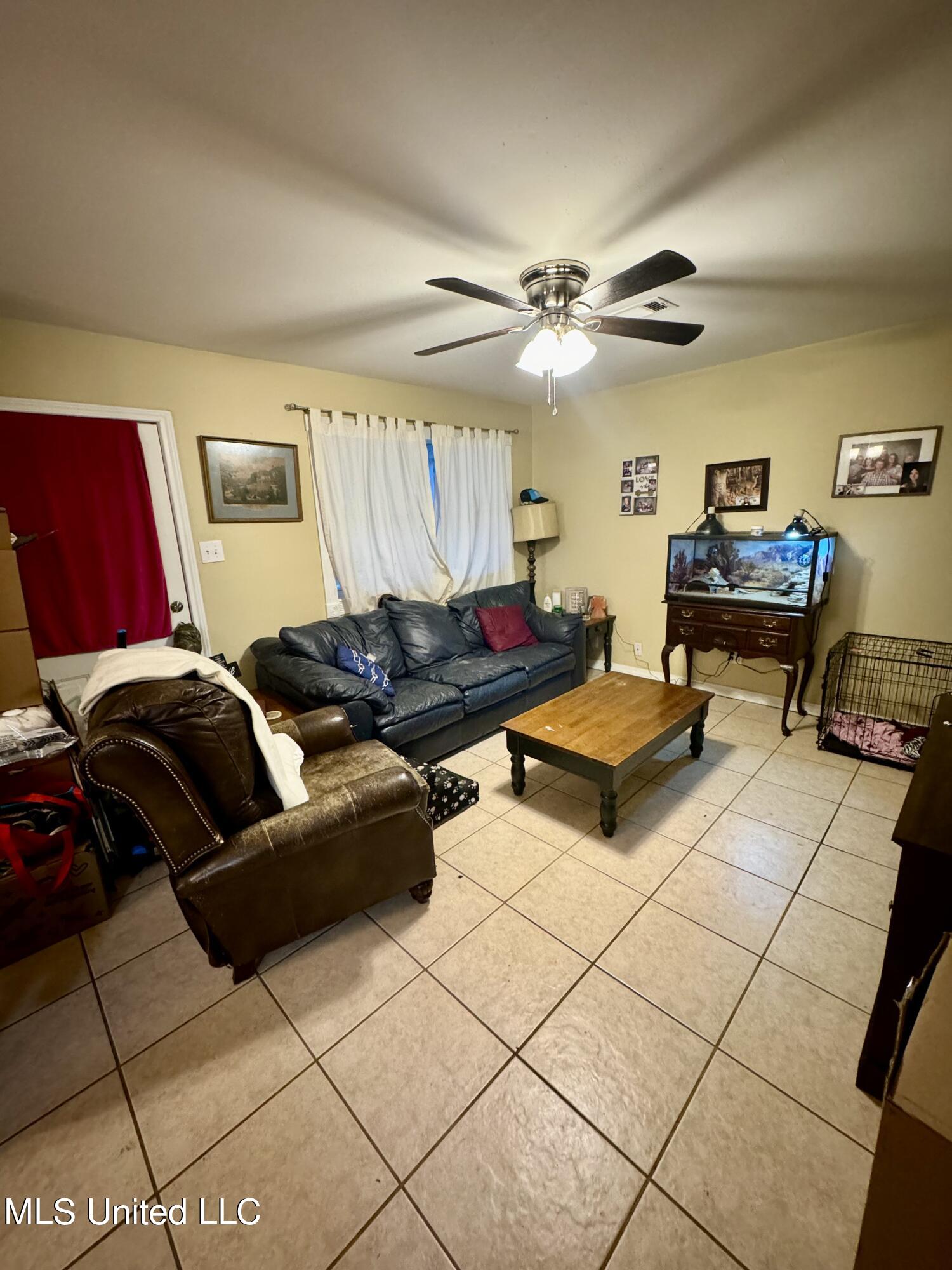 218 Hunter Drive