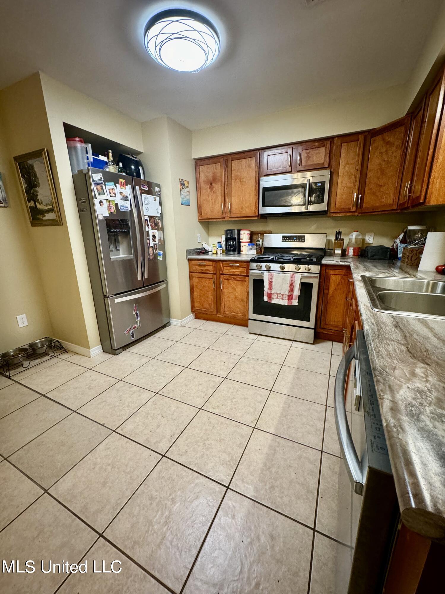 218 Hunter Drive