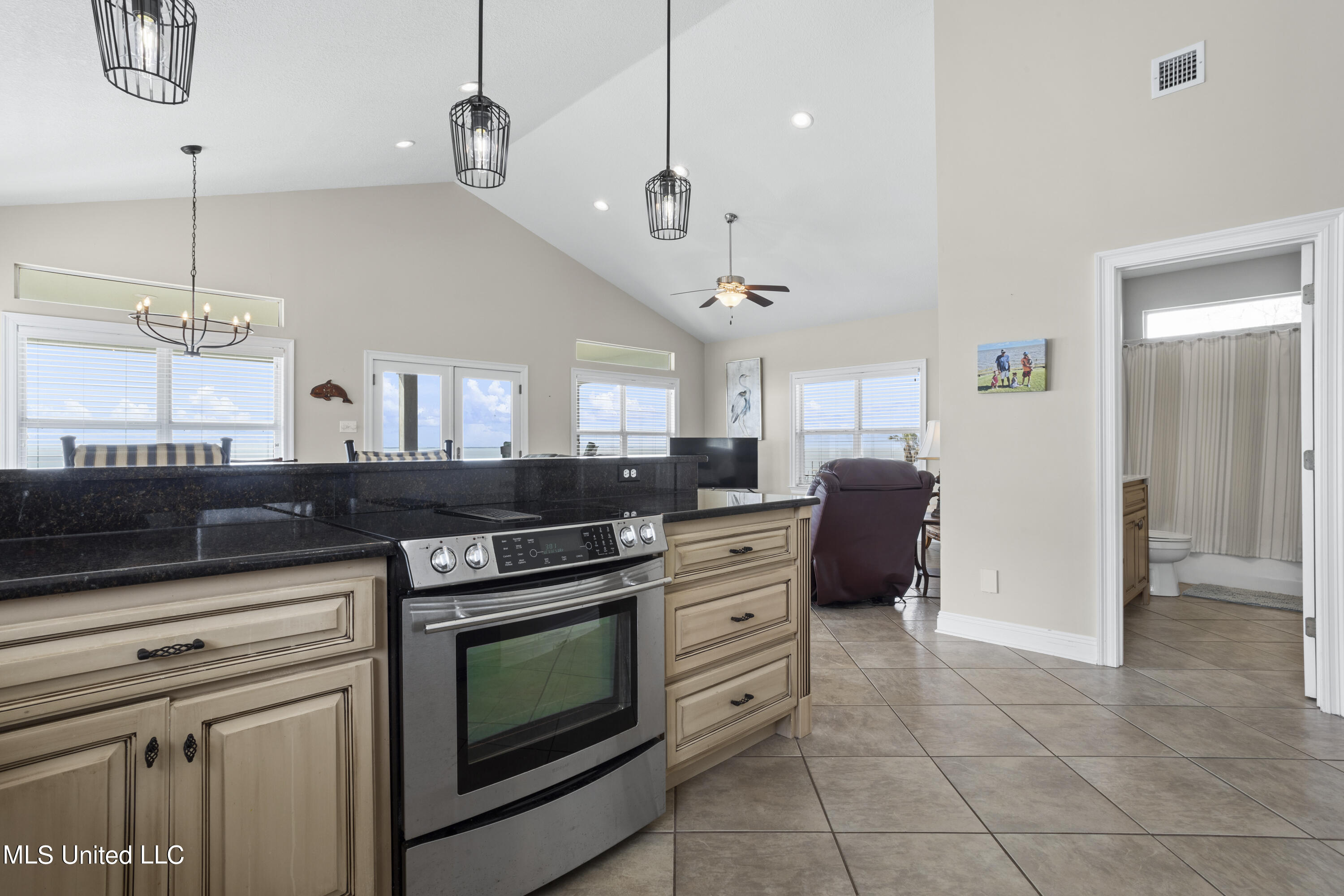 5127 E Belle Fontaine Road
