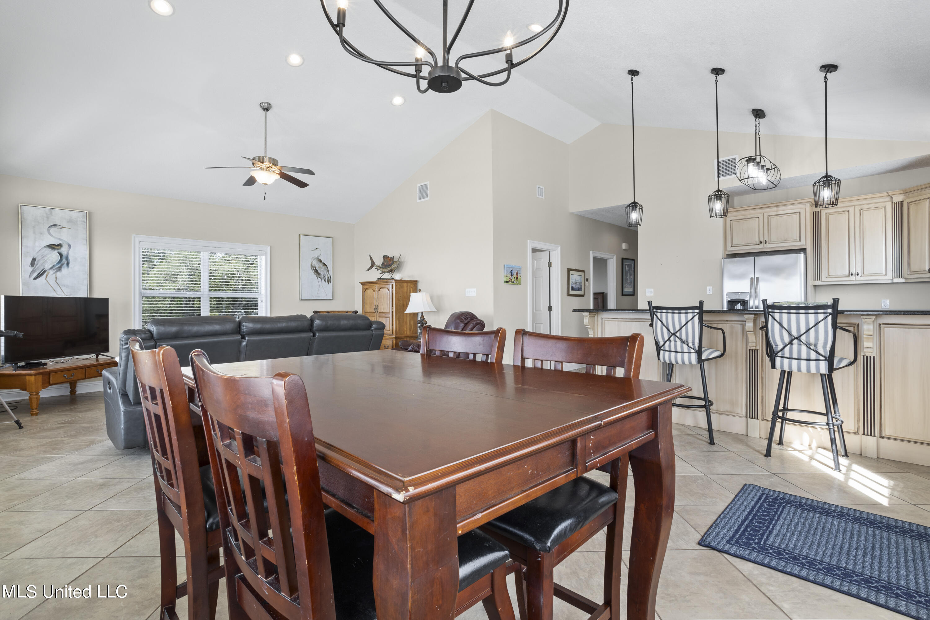 5127 E Belle Fontaine Road