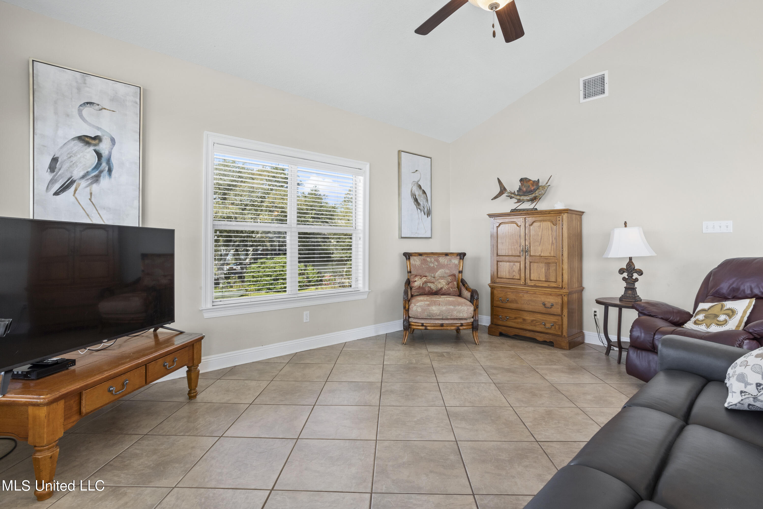 5127 E Belle Fontaine Road