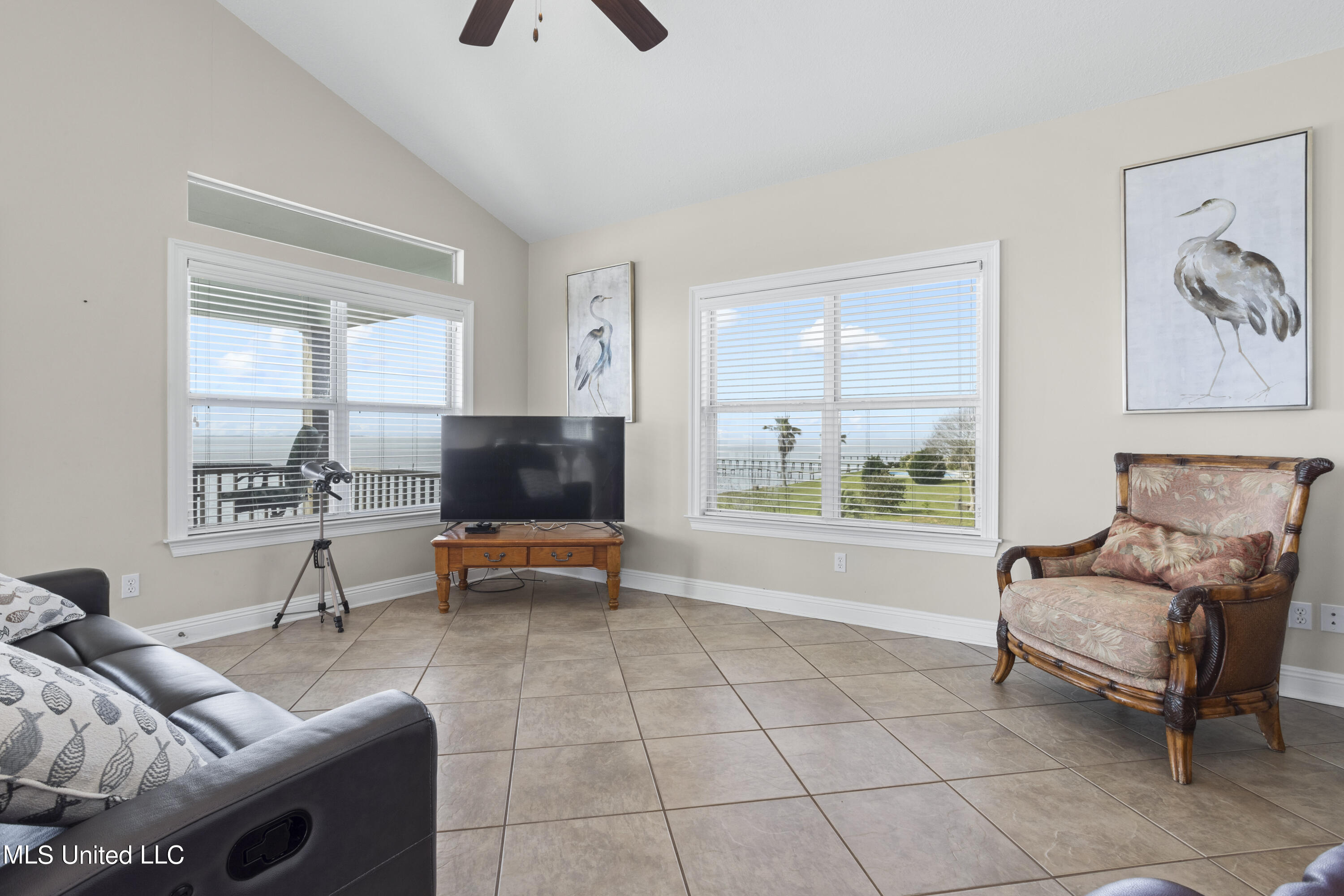 5127 E Belle Fontaine Road