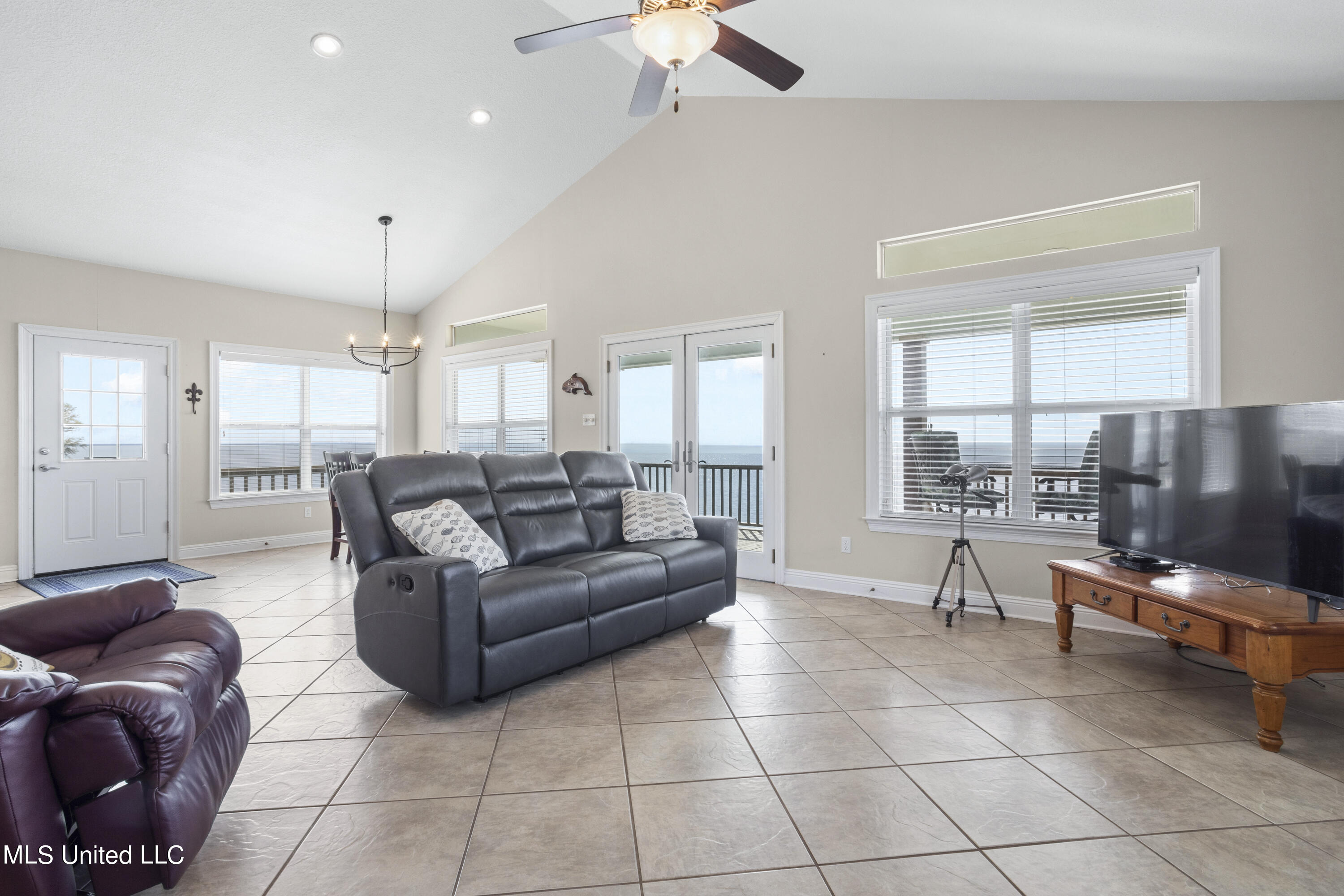 5127 E Belle Fontaine Road