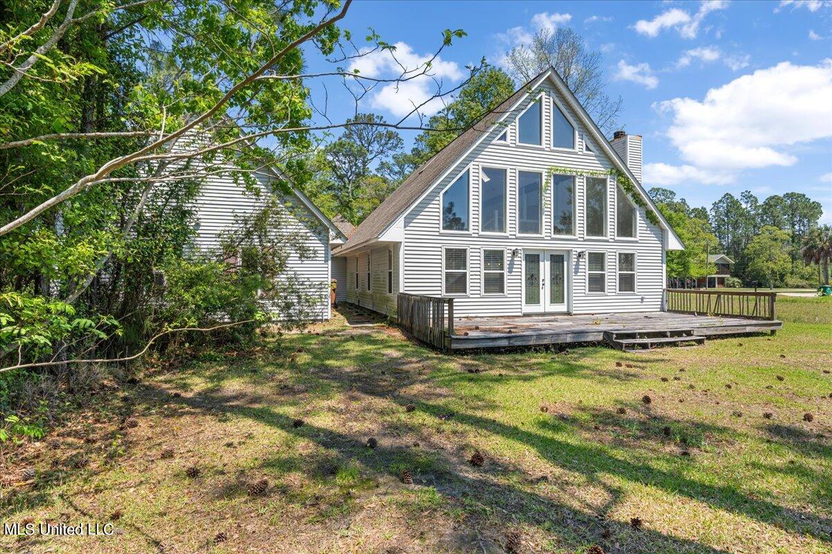 125 Country Club Drive