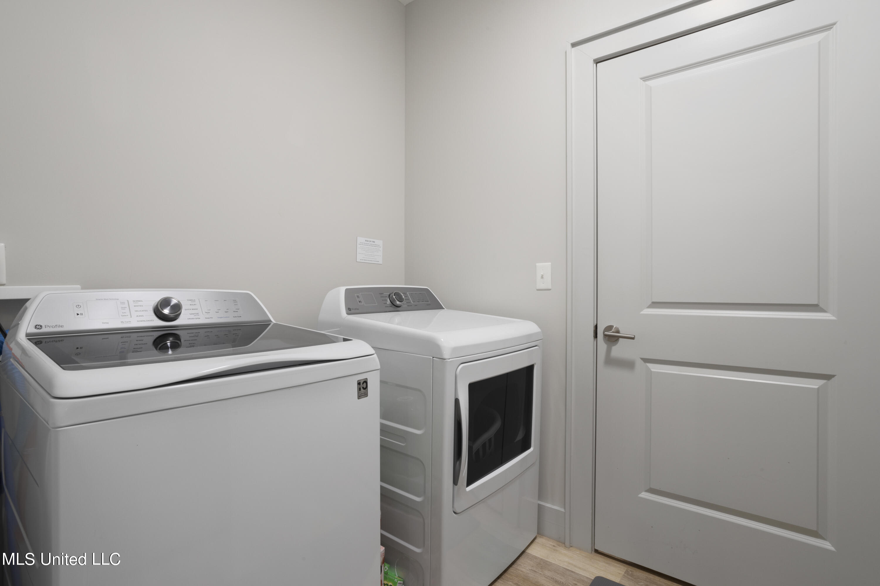 2501 Bienville Boulevard, Unit #413