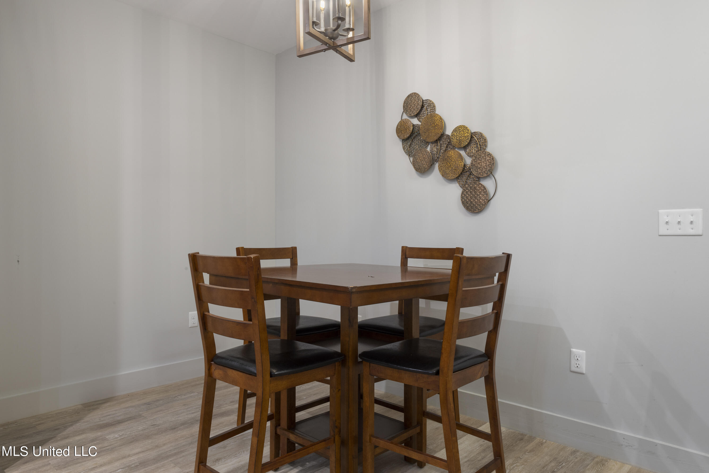2501 Bienville Boulevard, Unit #413