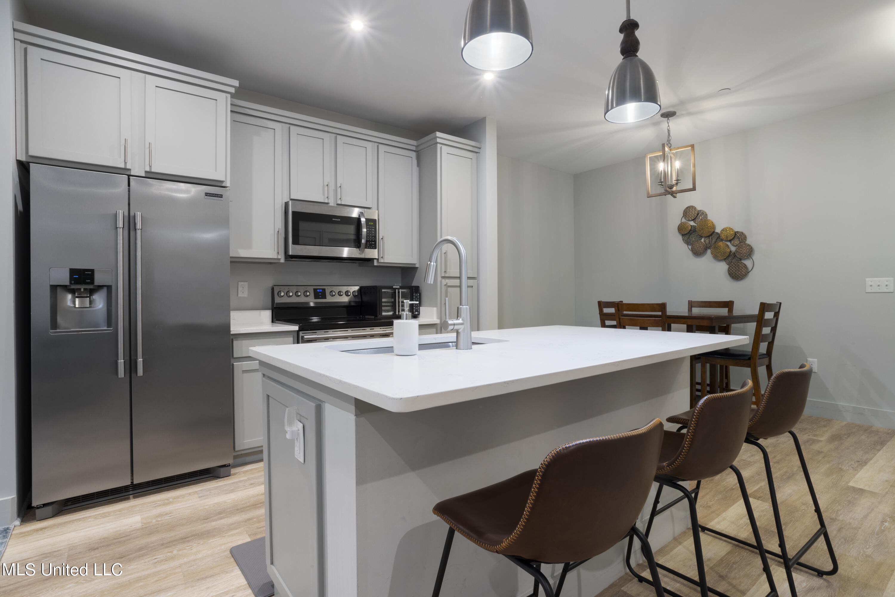 2501 Bienville Boulevard, Unit #413
