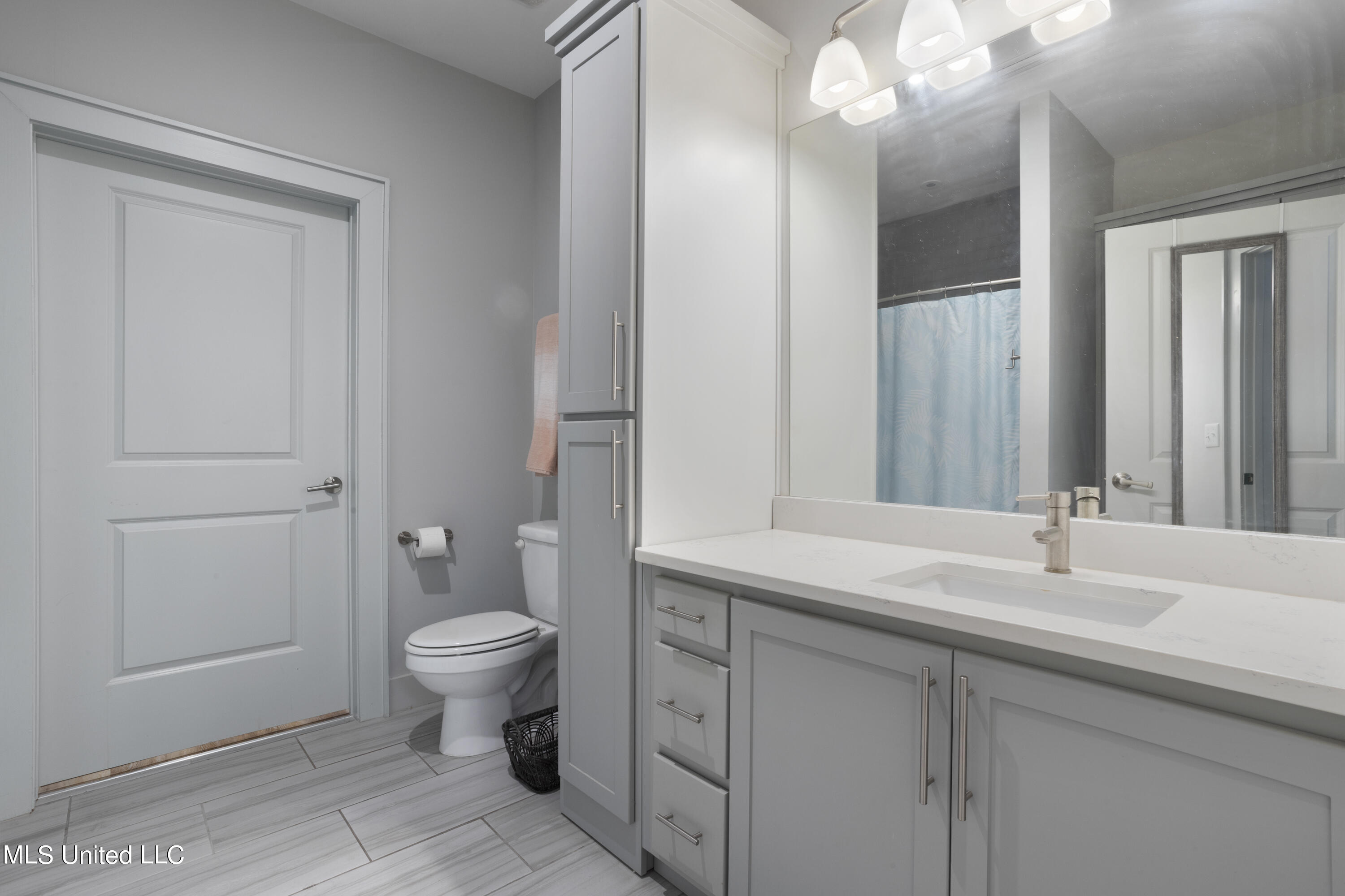 2501 Bienville Boulevard, Unit #413