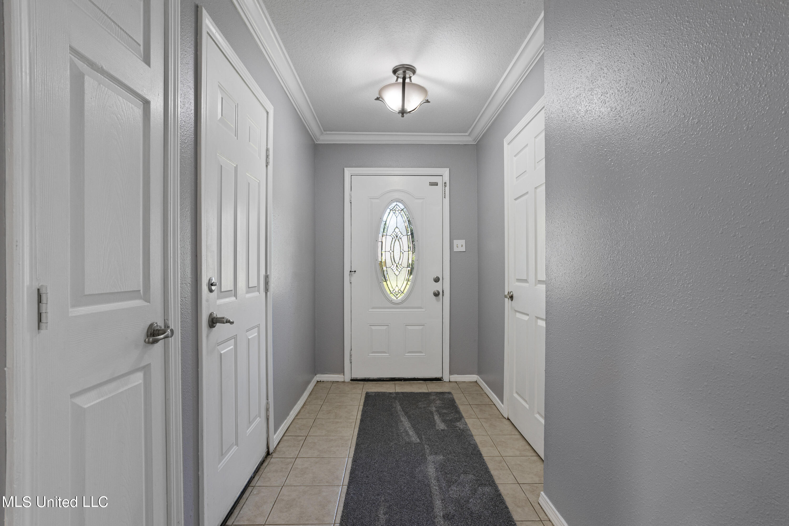 1302 Wisteria Lane