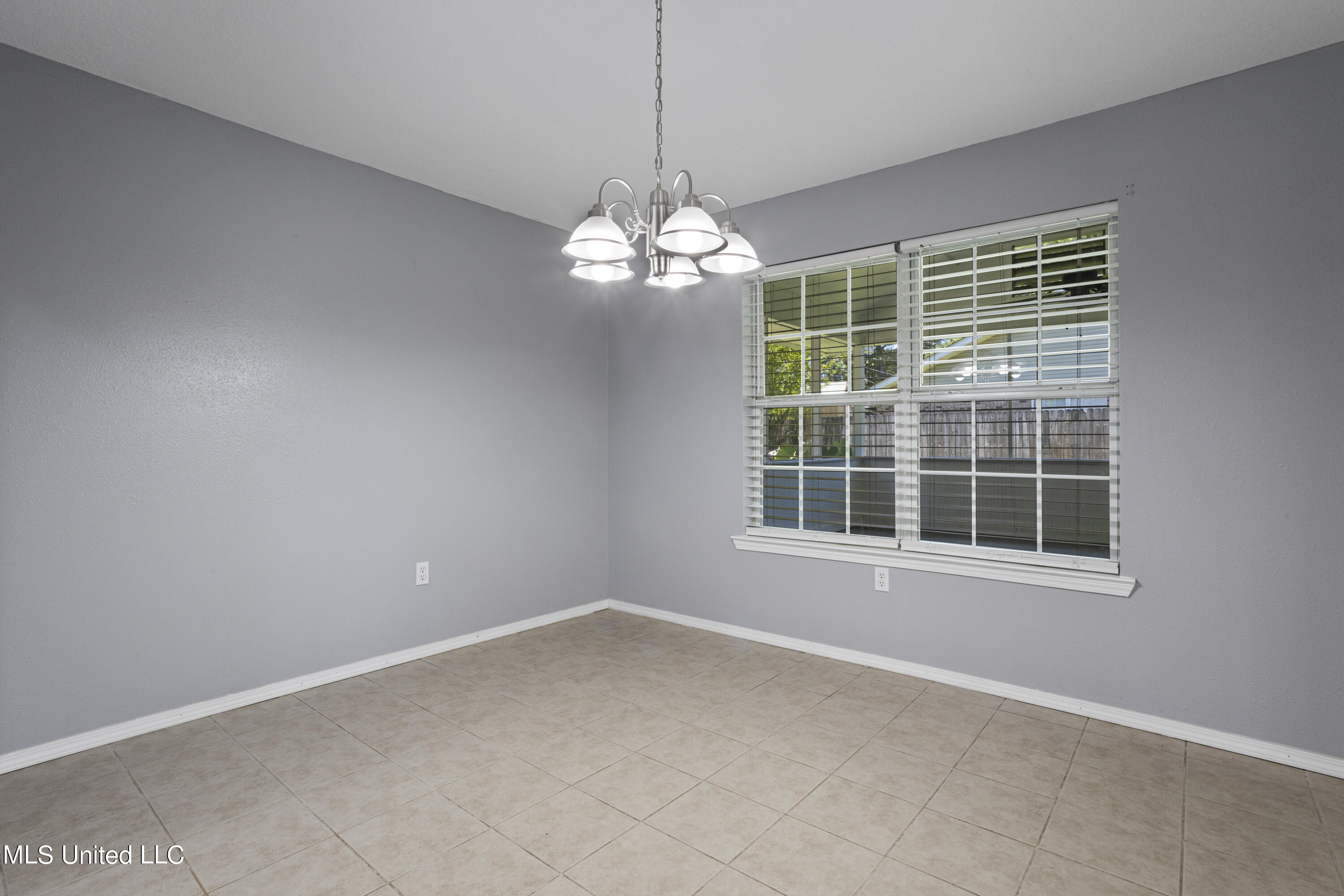 1302 Wisteria Lane