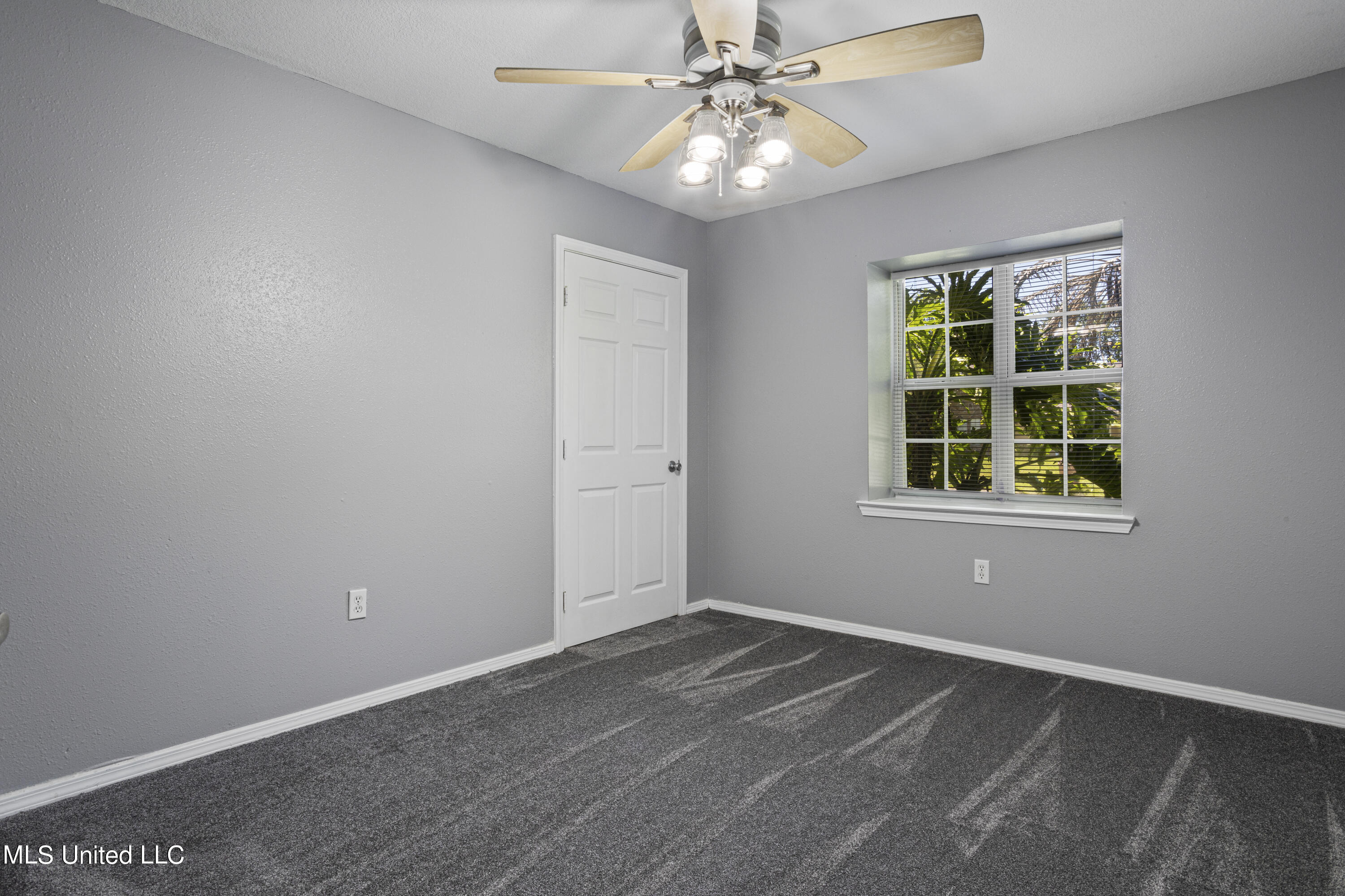 1302 Wisteria Lane