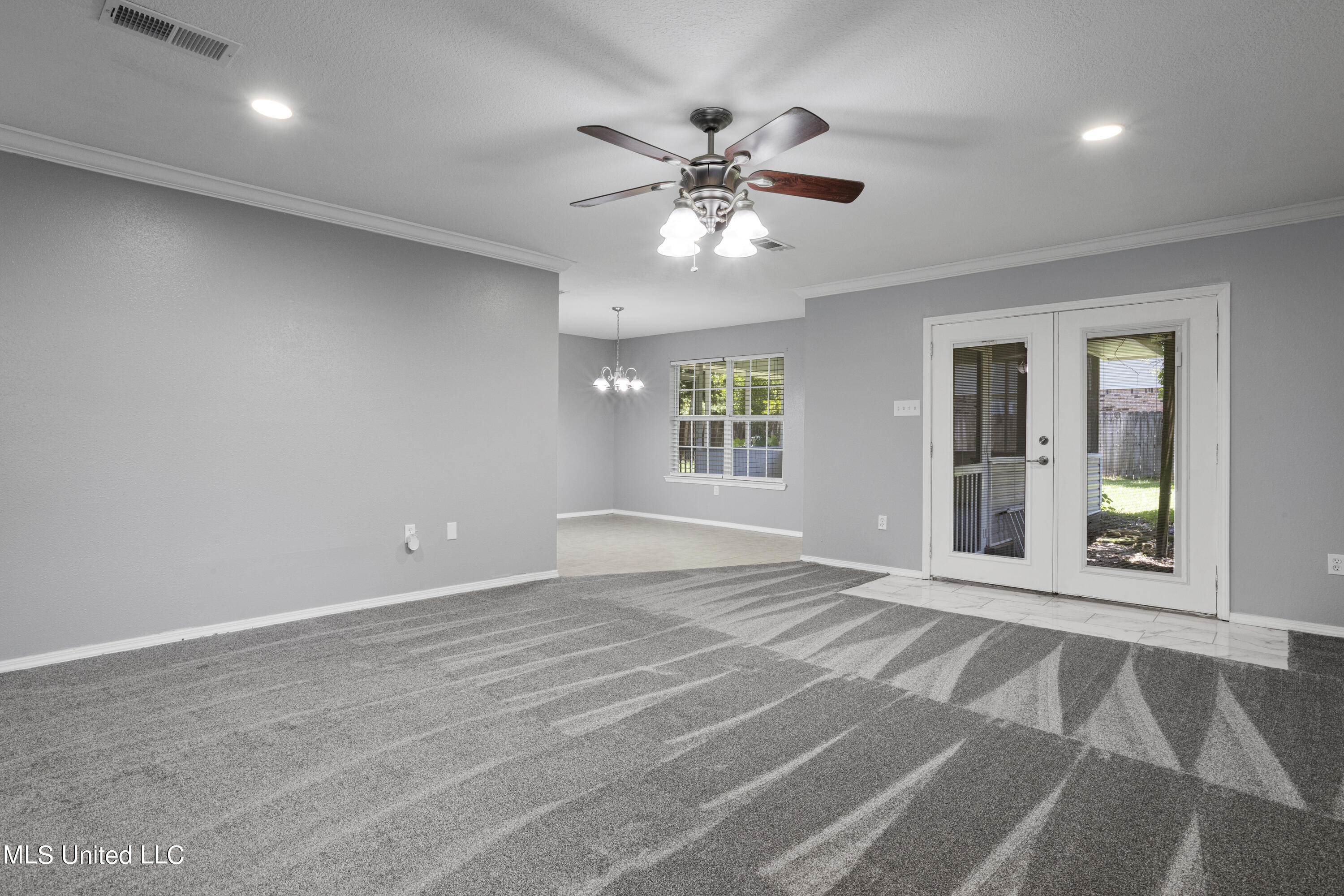 1302 Wisteria Lane