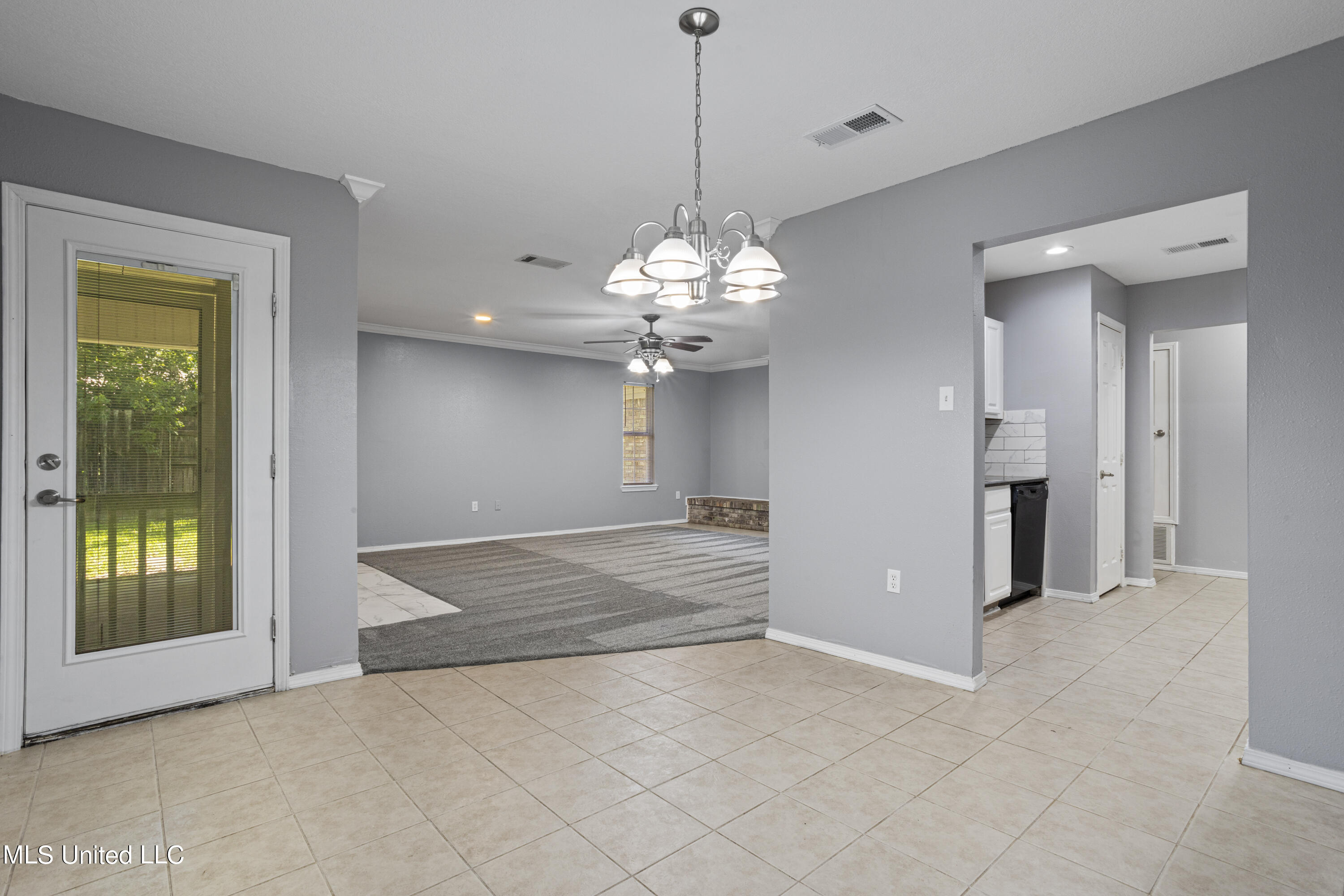 1302 Wisteria Lane