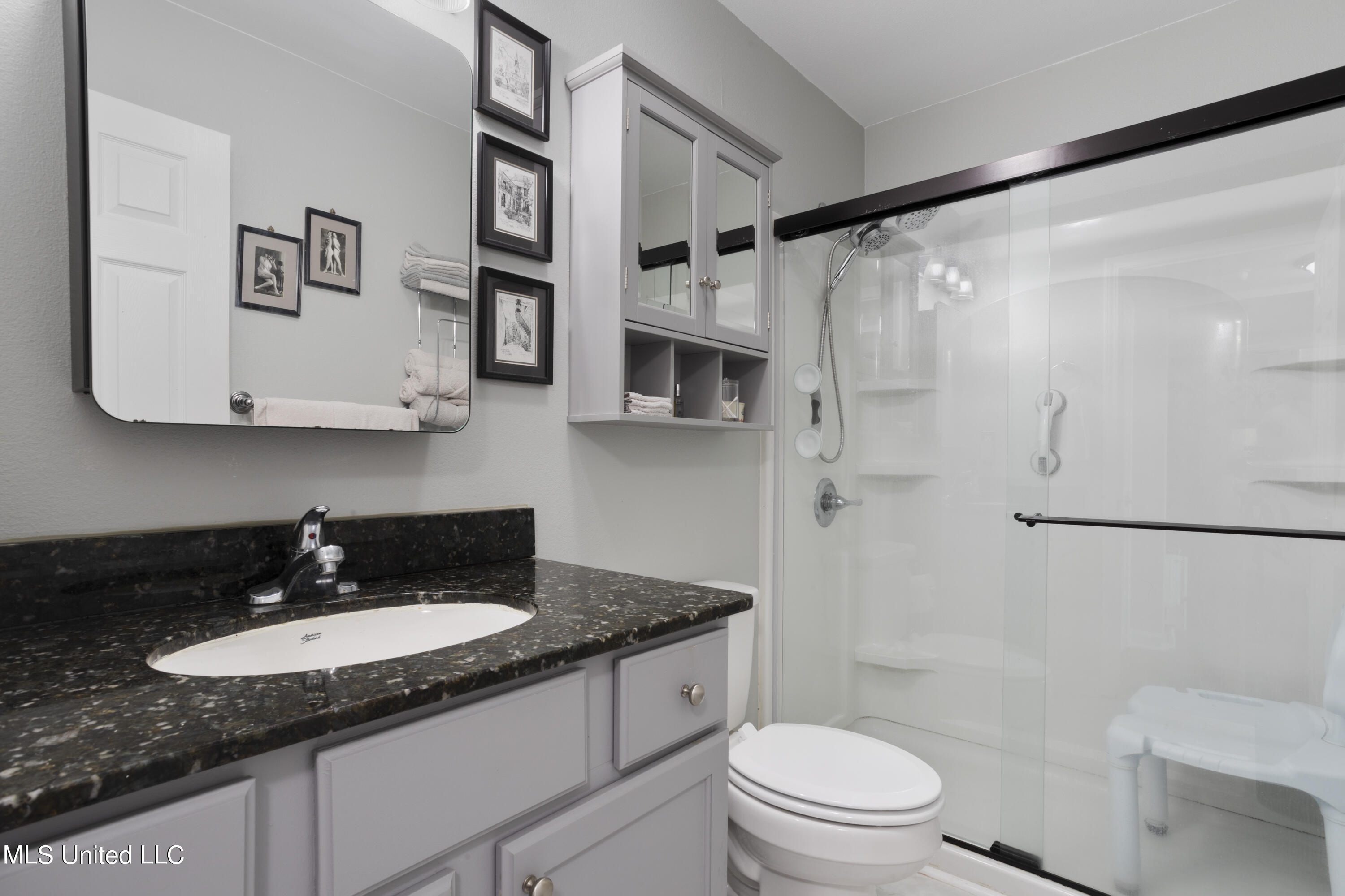 2421 Beachview Drive, A19
