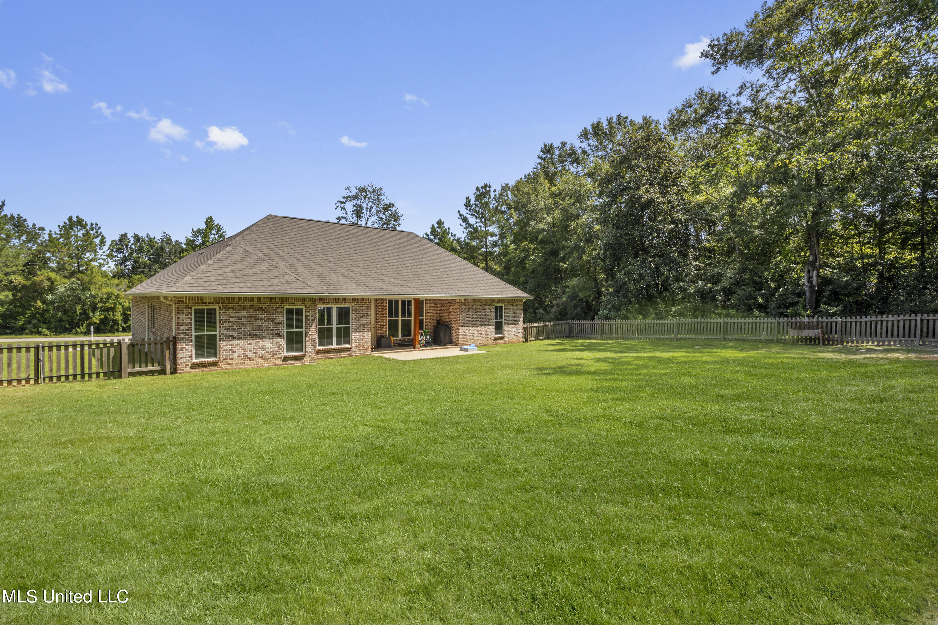 3116 S Holden Drive