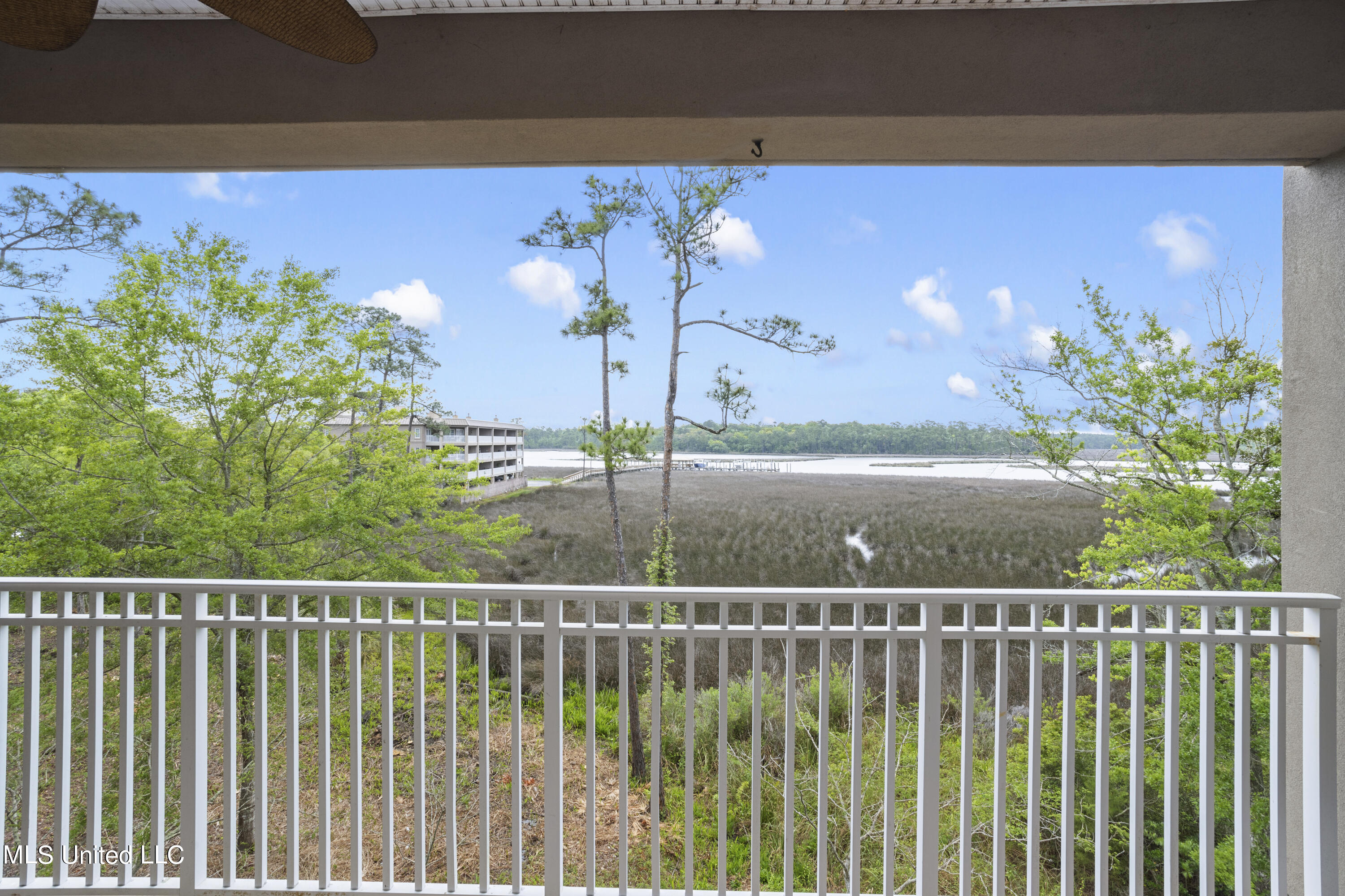 426 Elegans Court, 426