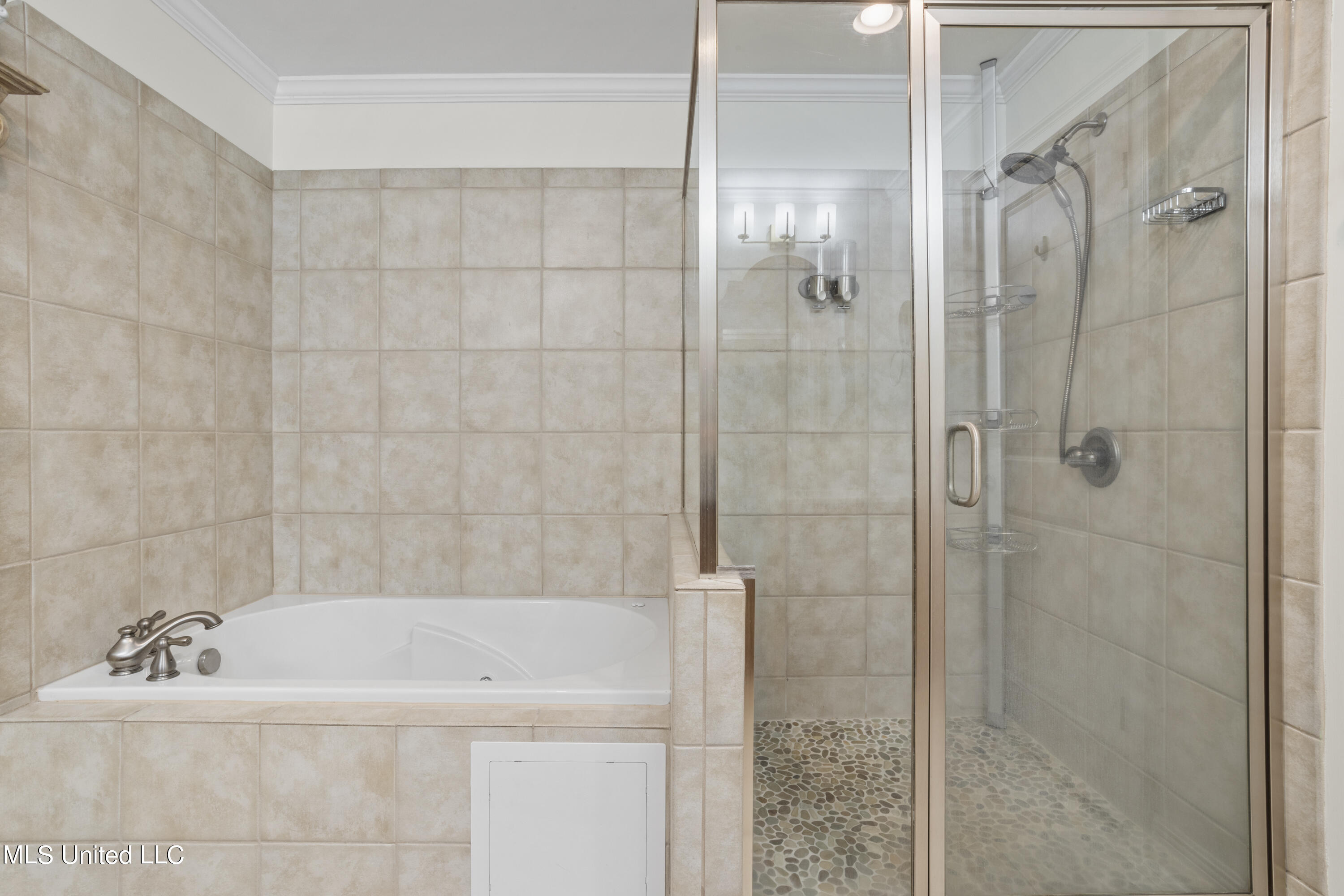 426 Elegans Court, 426
