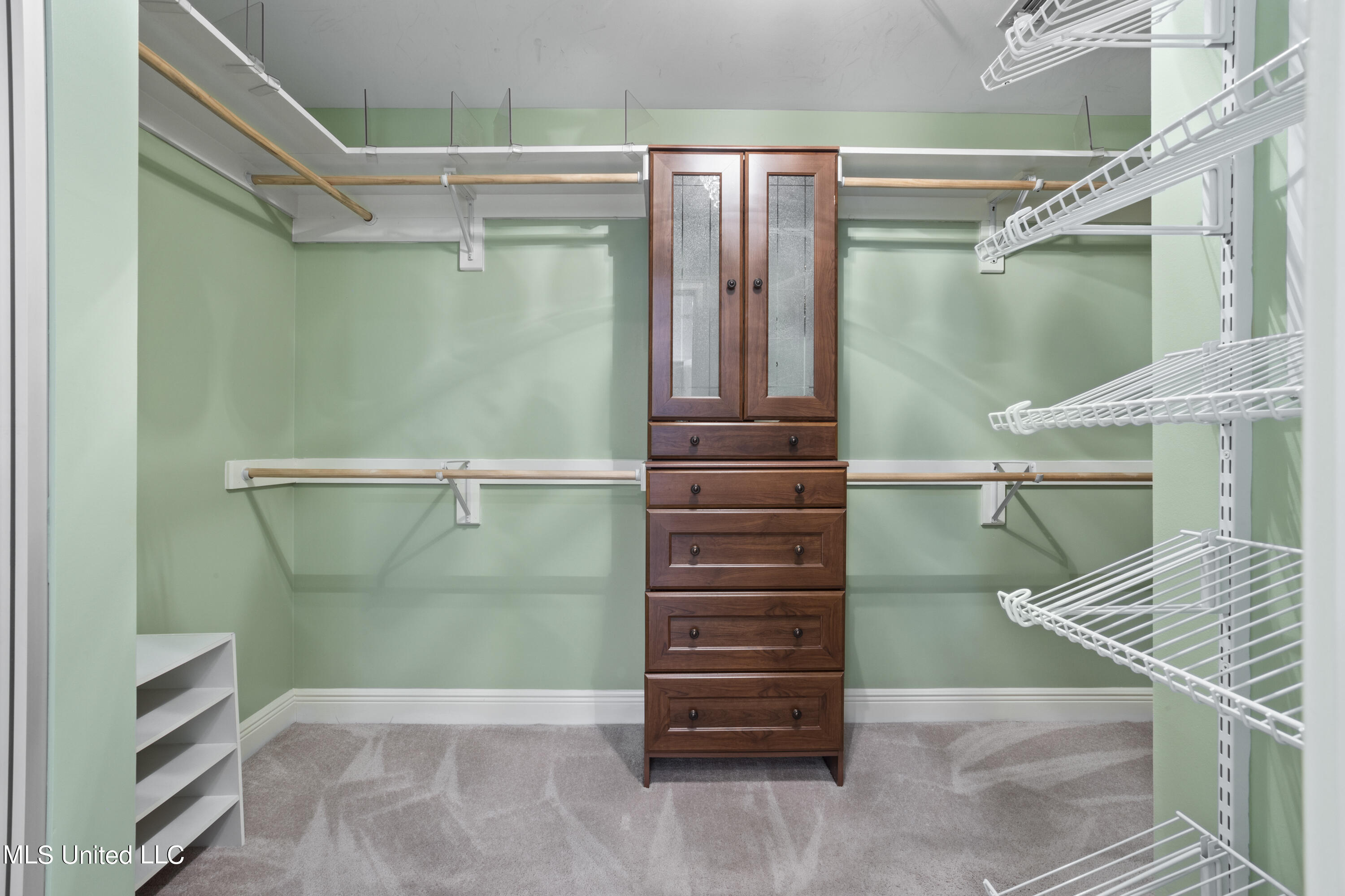 426 Elegans Court, 426