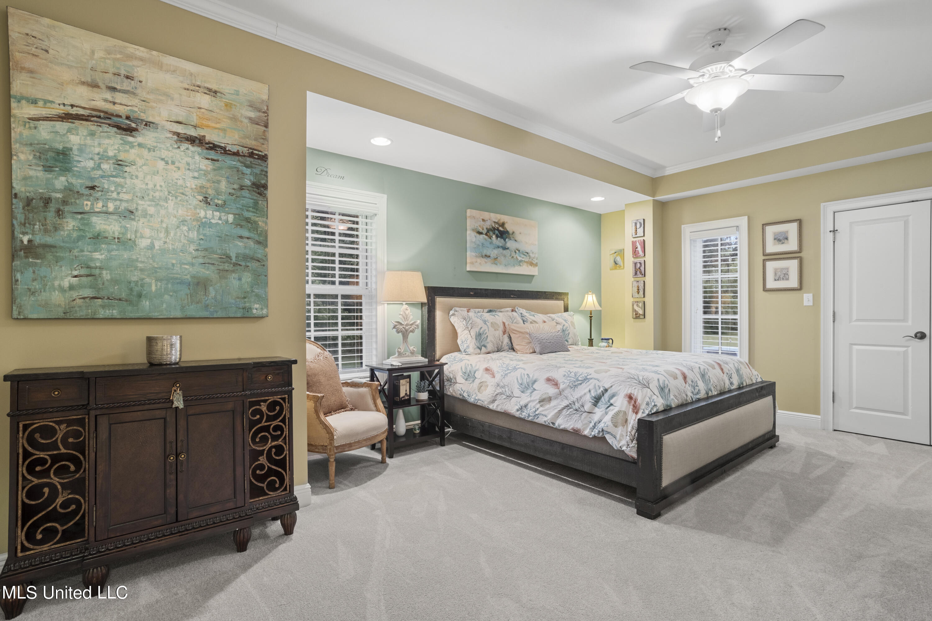 426 Elegans Court, 426
