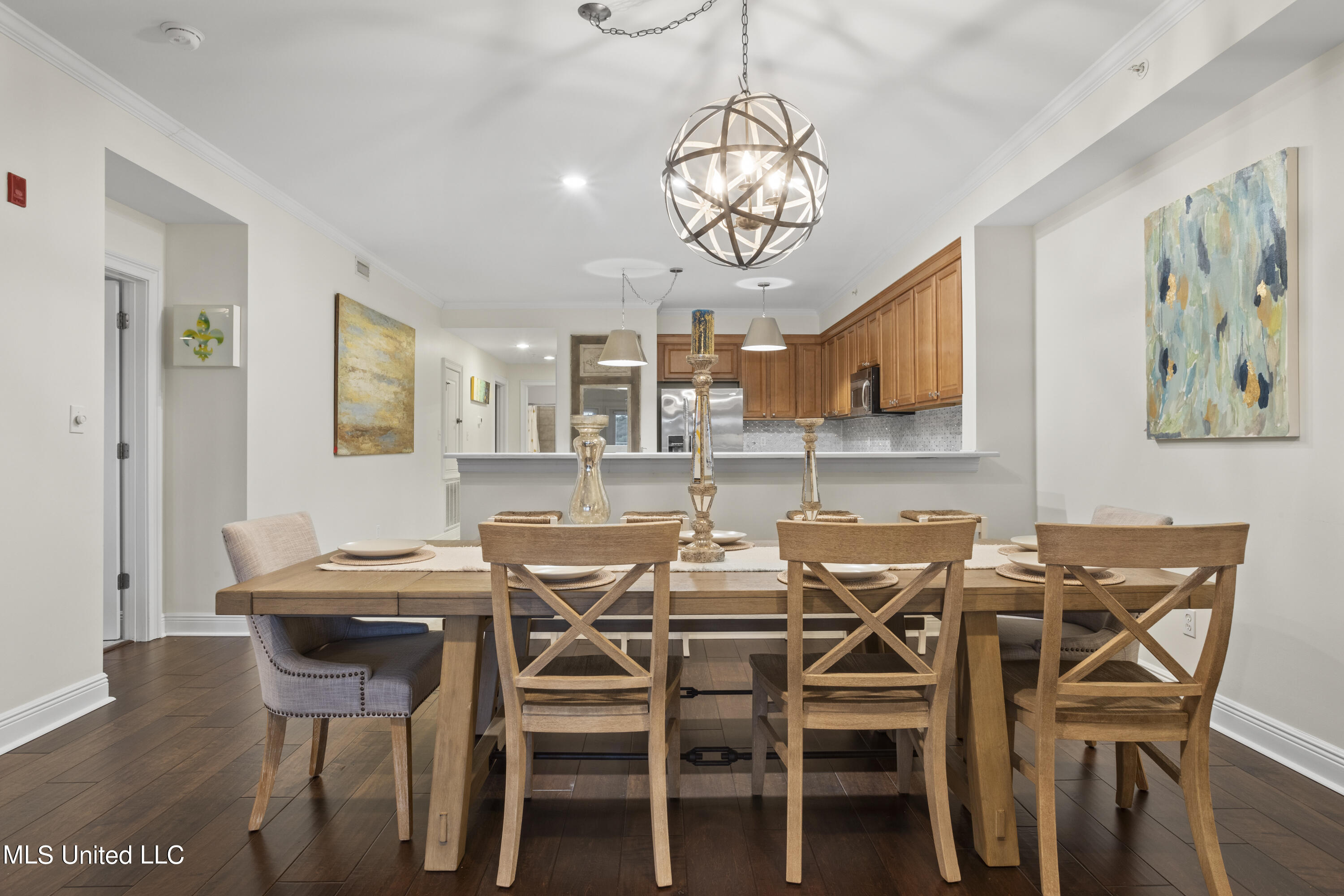 426 Elegans Court, 426